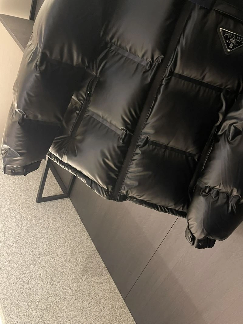 SmoothTexture Prada Down Jackets 172156