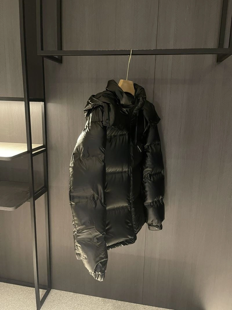 SmoothTexture Prada Down Jackets 172156