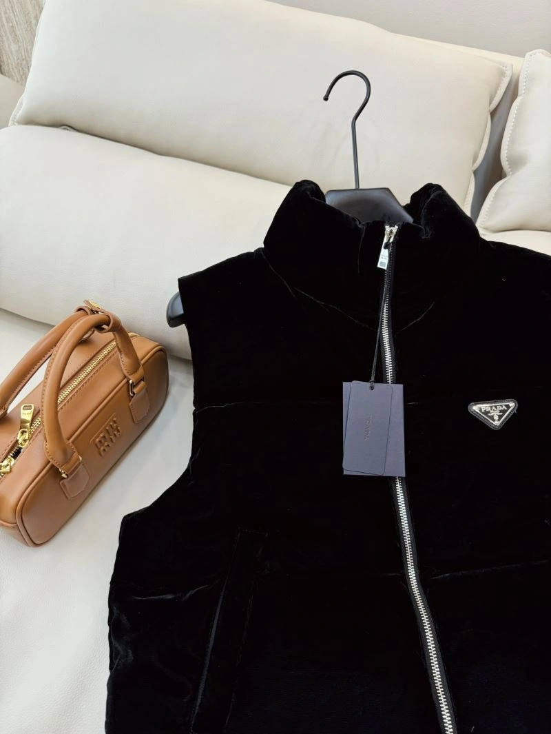 Durable Prada Down Jackets 172149