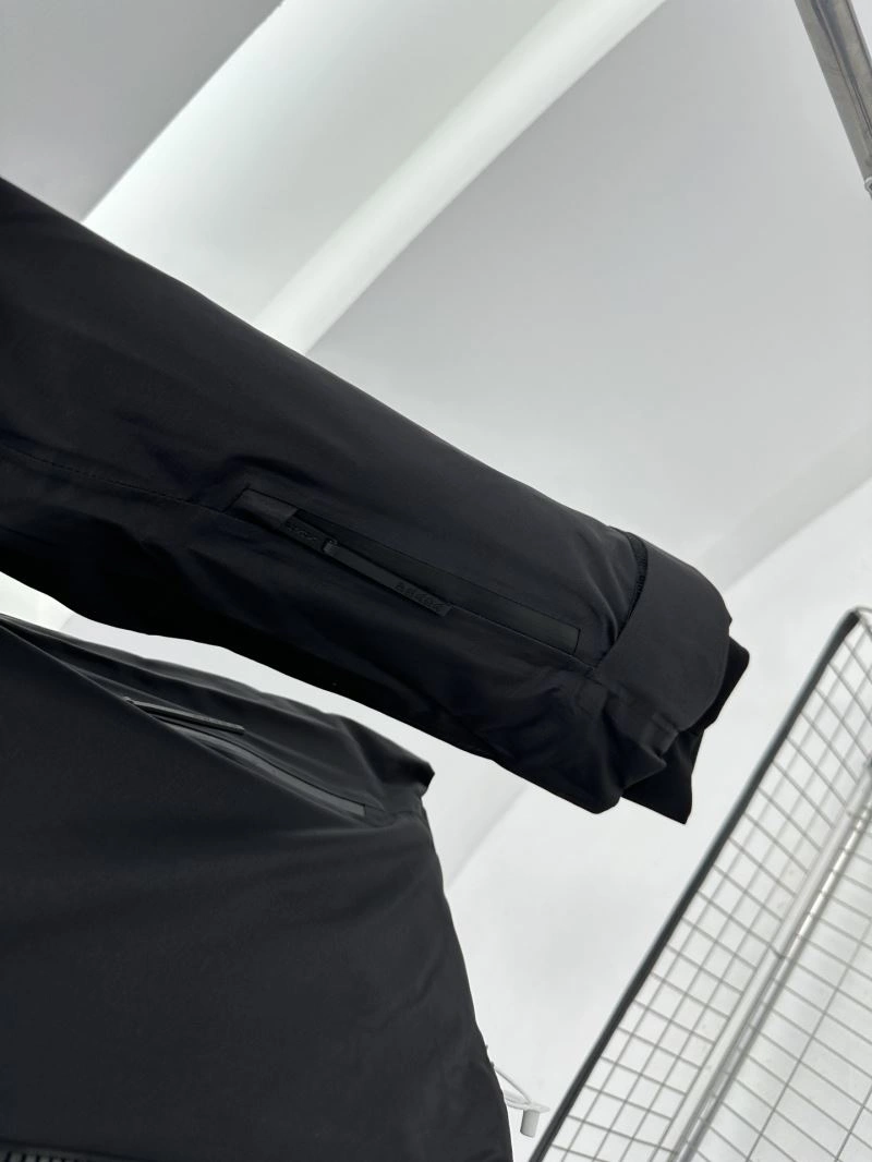 Compact Prada Down Jackets 172146