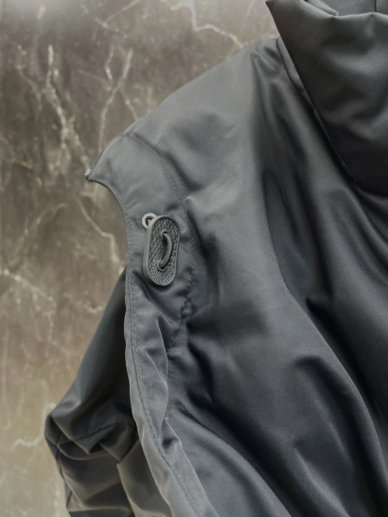 Prada Down Jackets Chic 172131