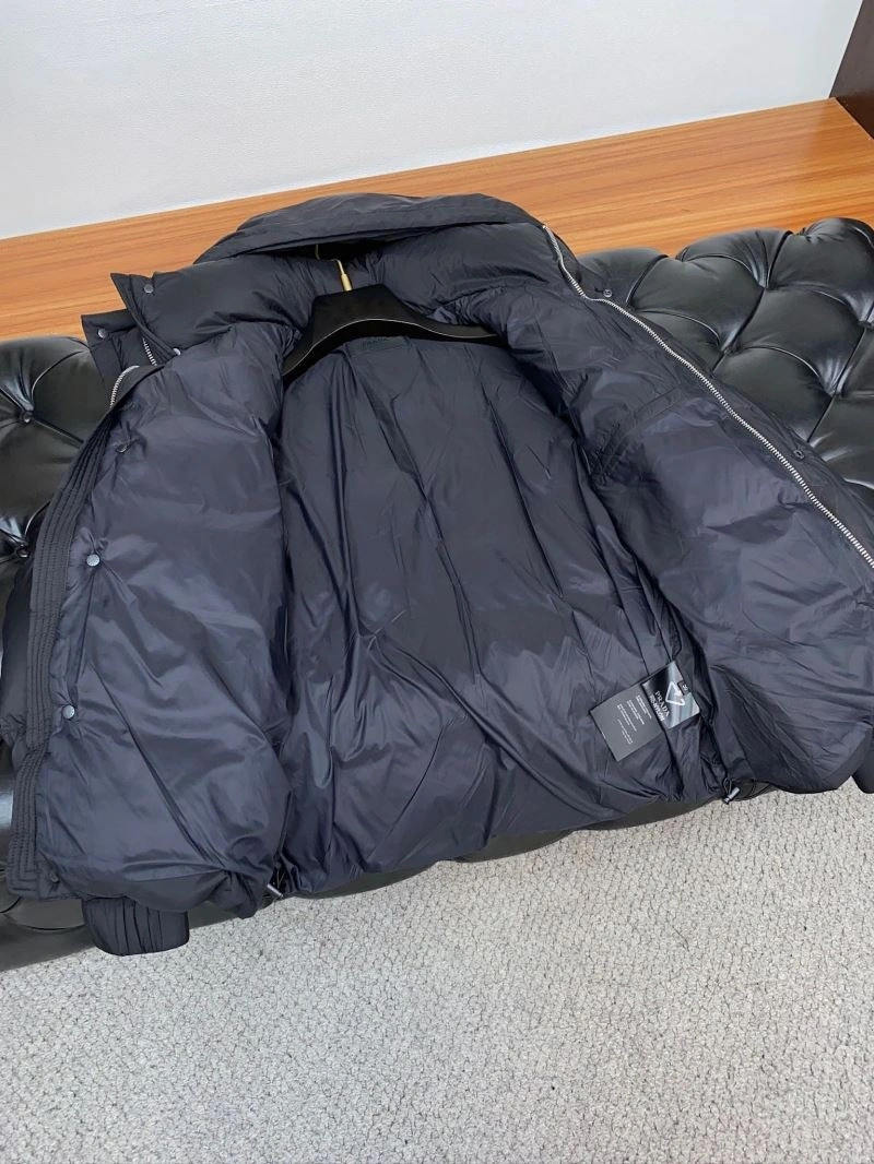 Prada Down Jackets TechFriendly 172117