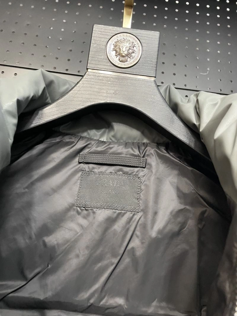 ComfortFit Prada Down Jackets 172115