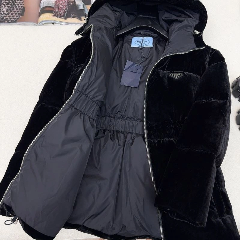 Effortless Prada Down Jackets 172101