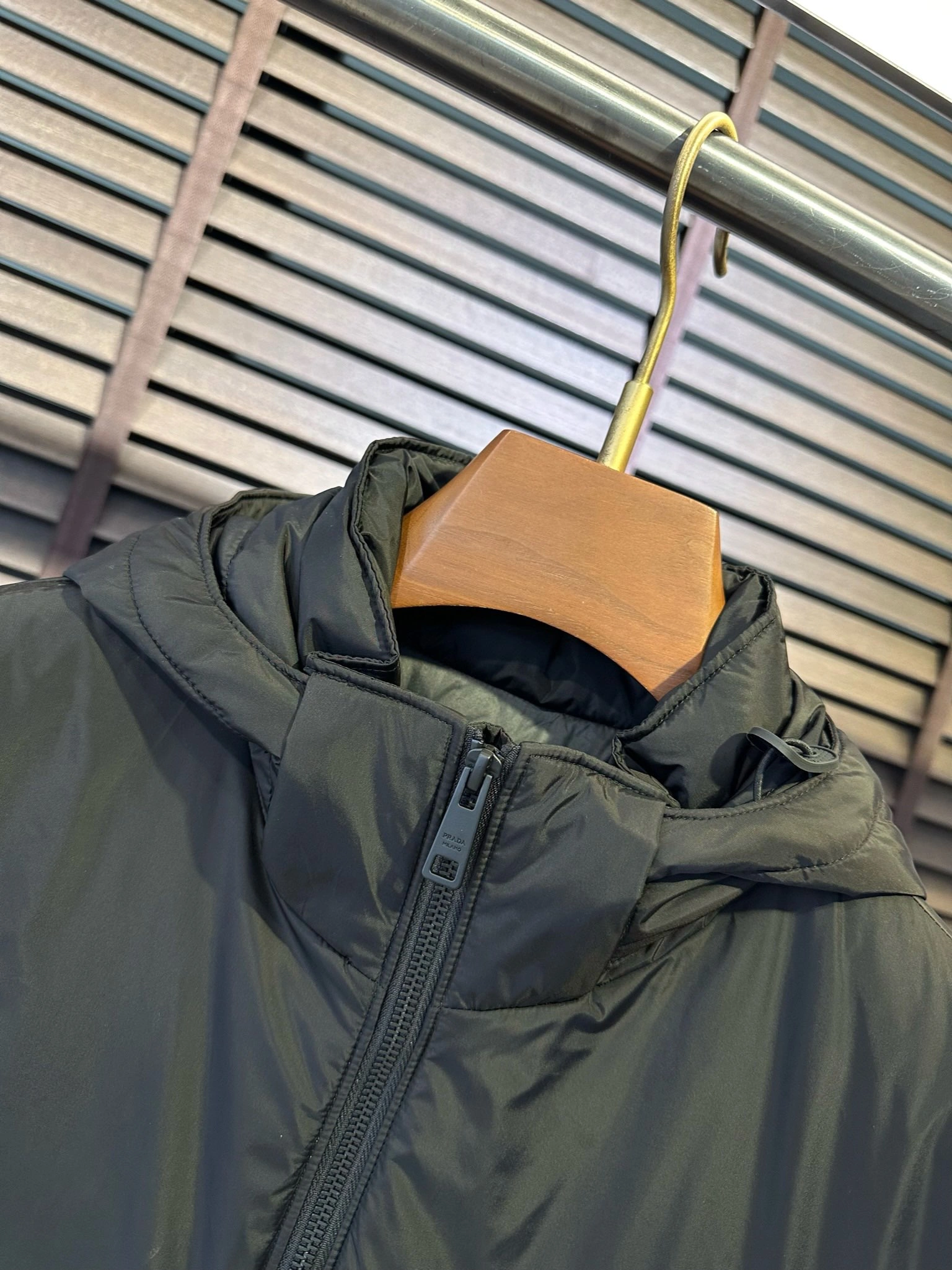 Prada Down Jackets Comfortable 172401