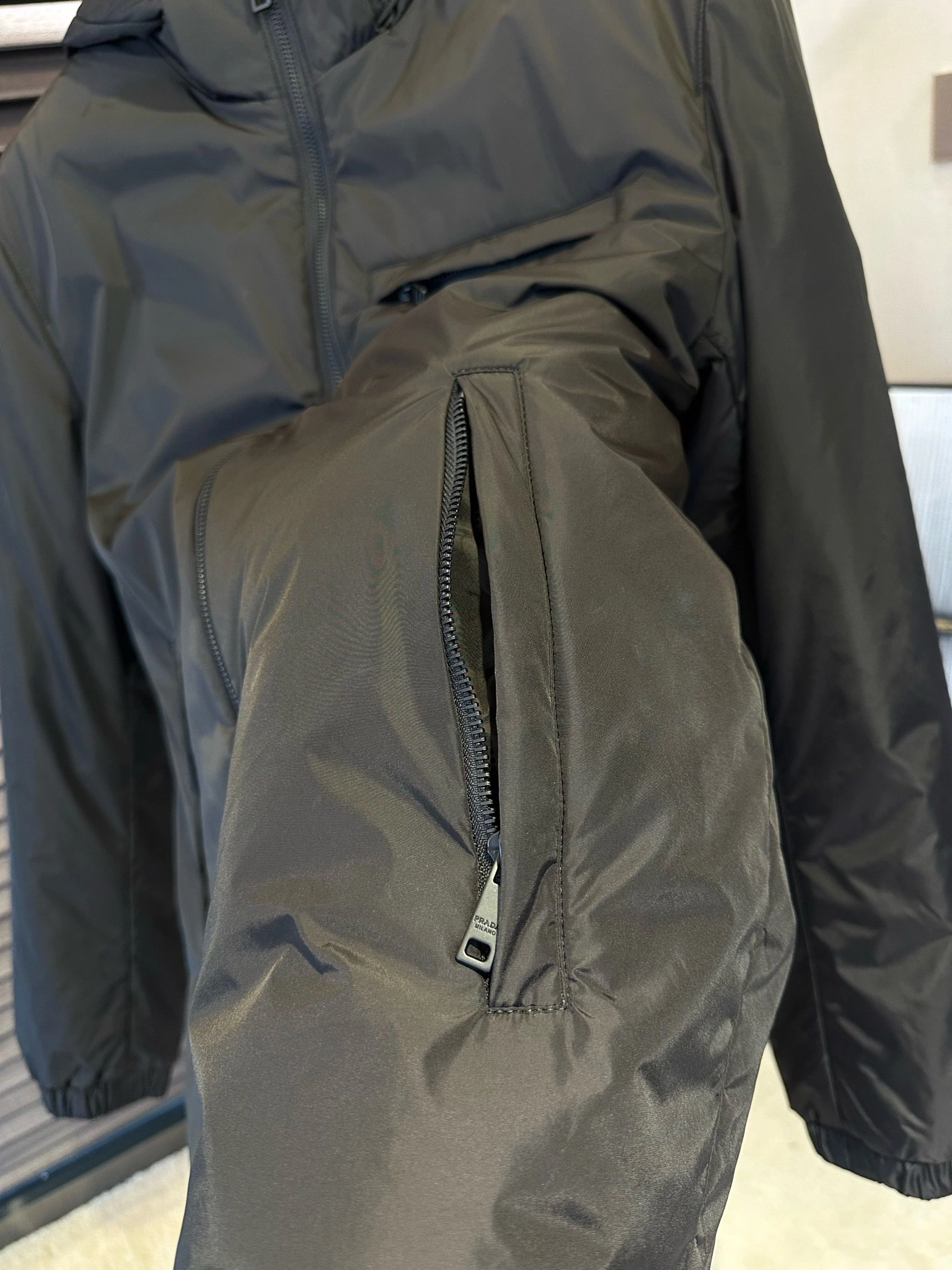 Prada Down Jackets Comfortable 172401