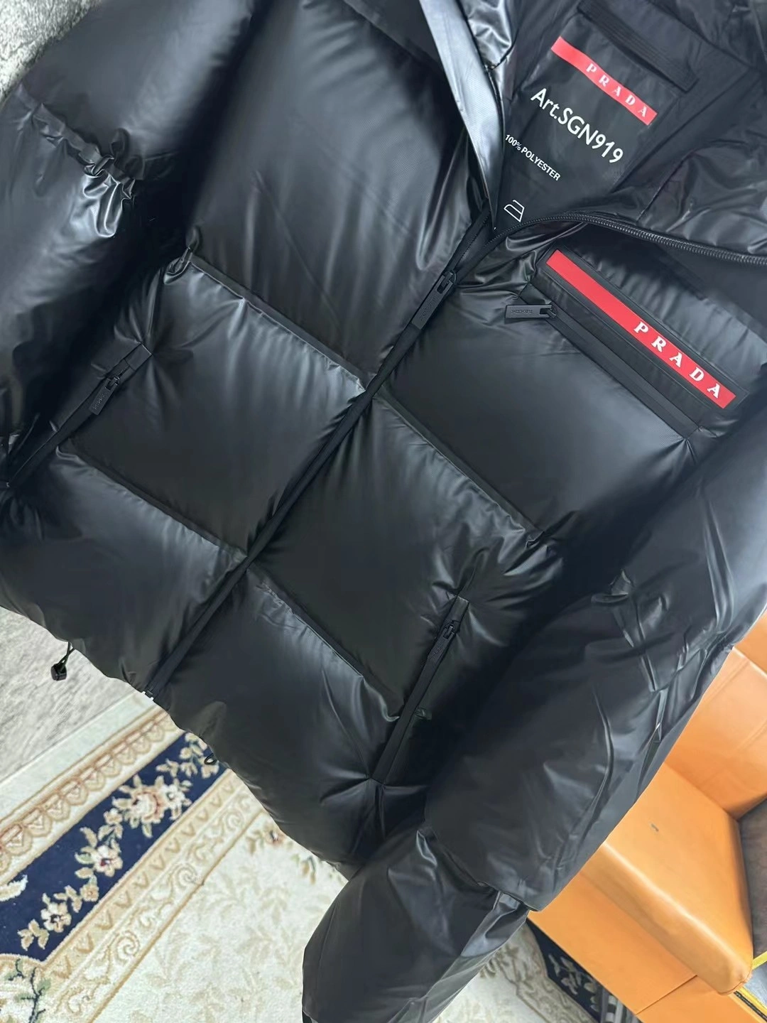 Prada Down Jackets RelaxedFit 172400
