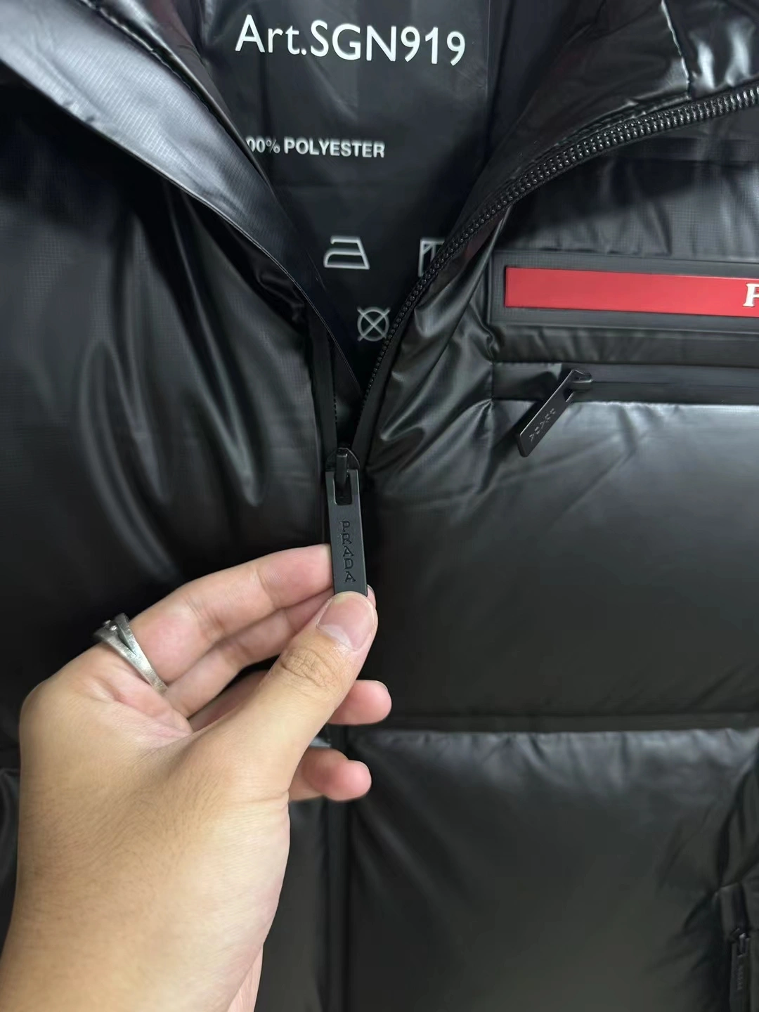 Prada Down Jackets RelaxedFit 172400