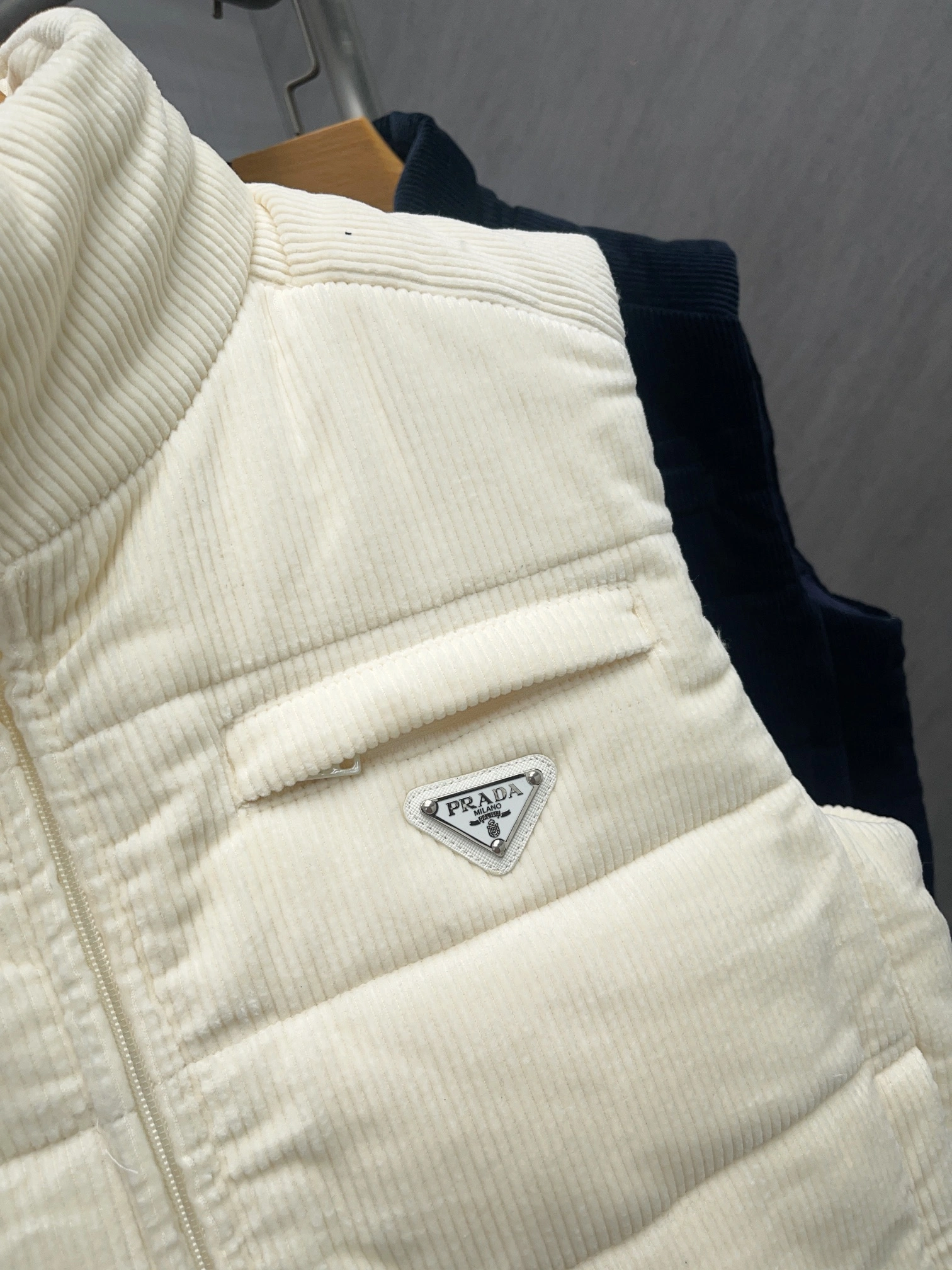 Refined Prada Down Jackets 172414
