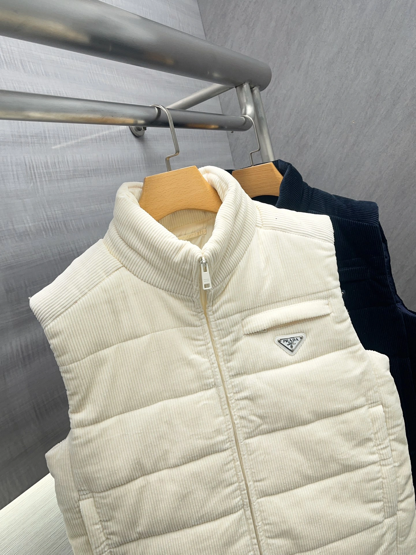 Refined Prada Down Jackets 172414