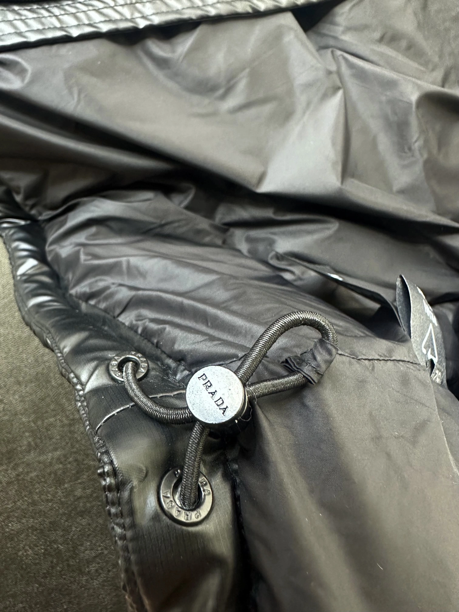 Prada Down Jackets Popular 172391