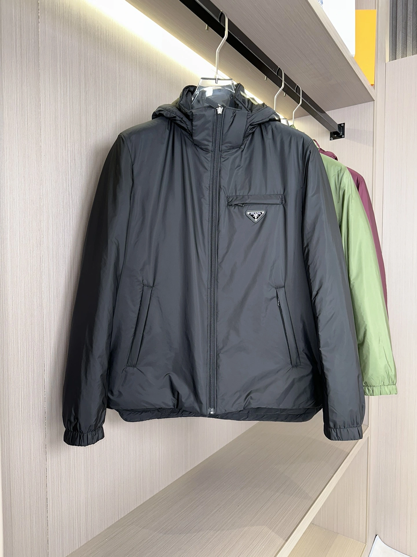Prada Down Jackets Premium 172395