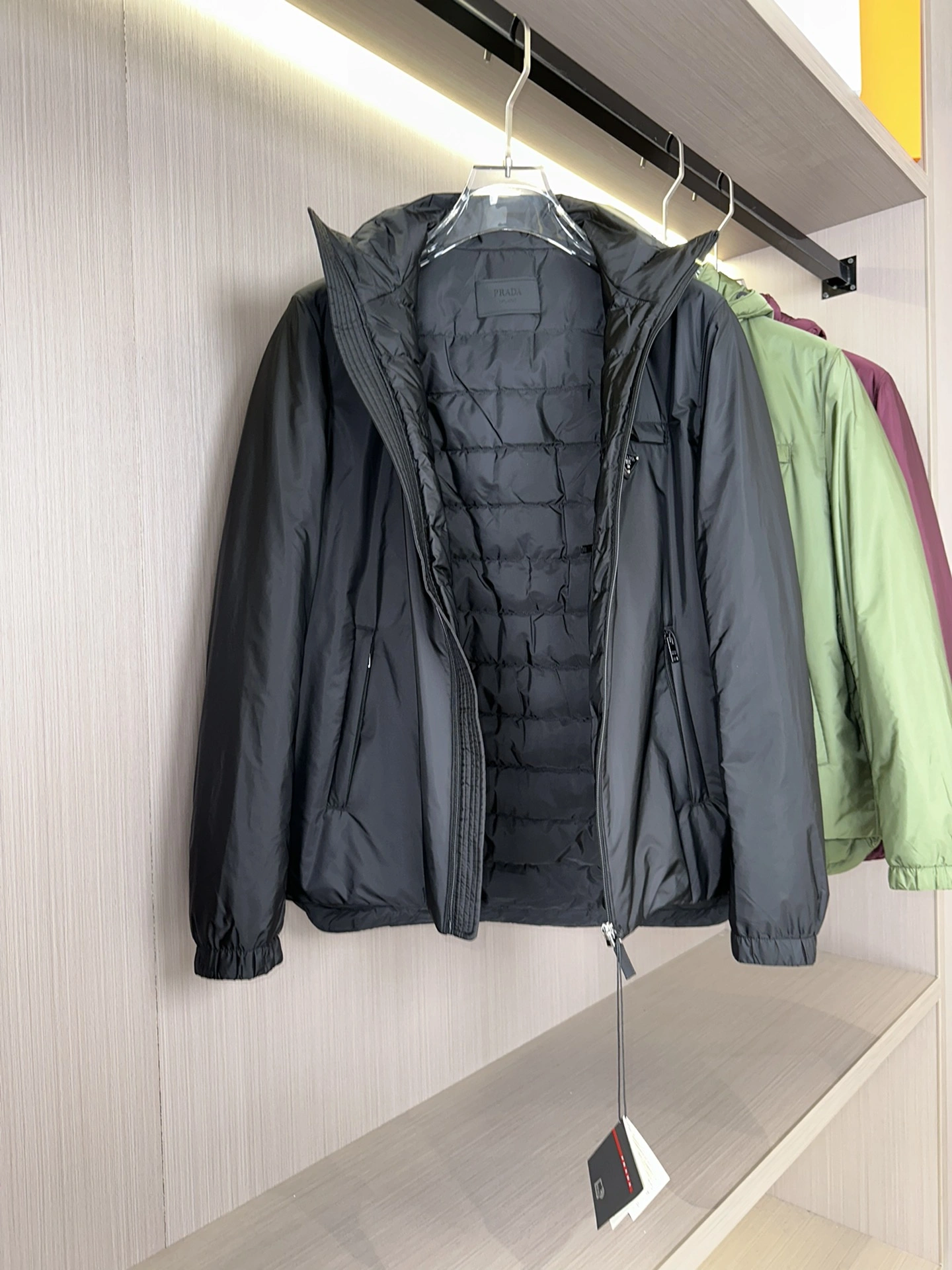 Prada Down Jackets Premium 172395