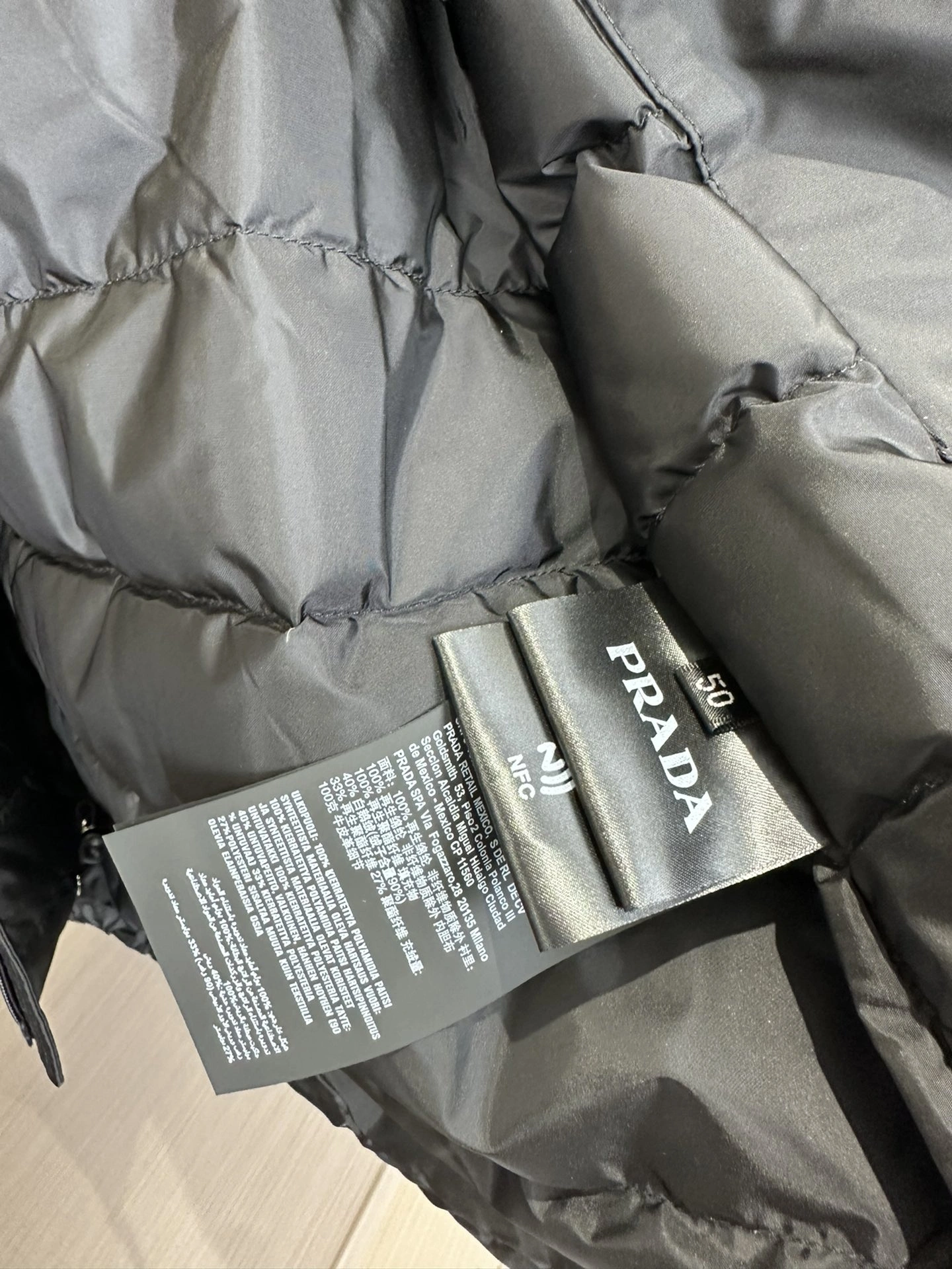 Prada Down Jackets Premium 172395
