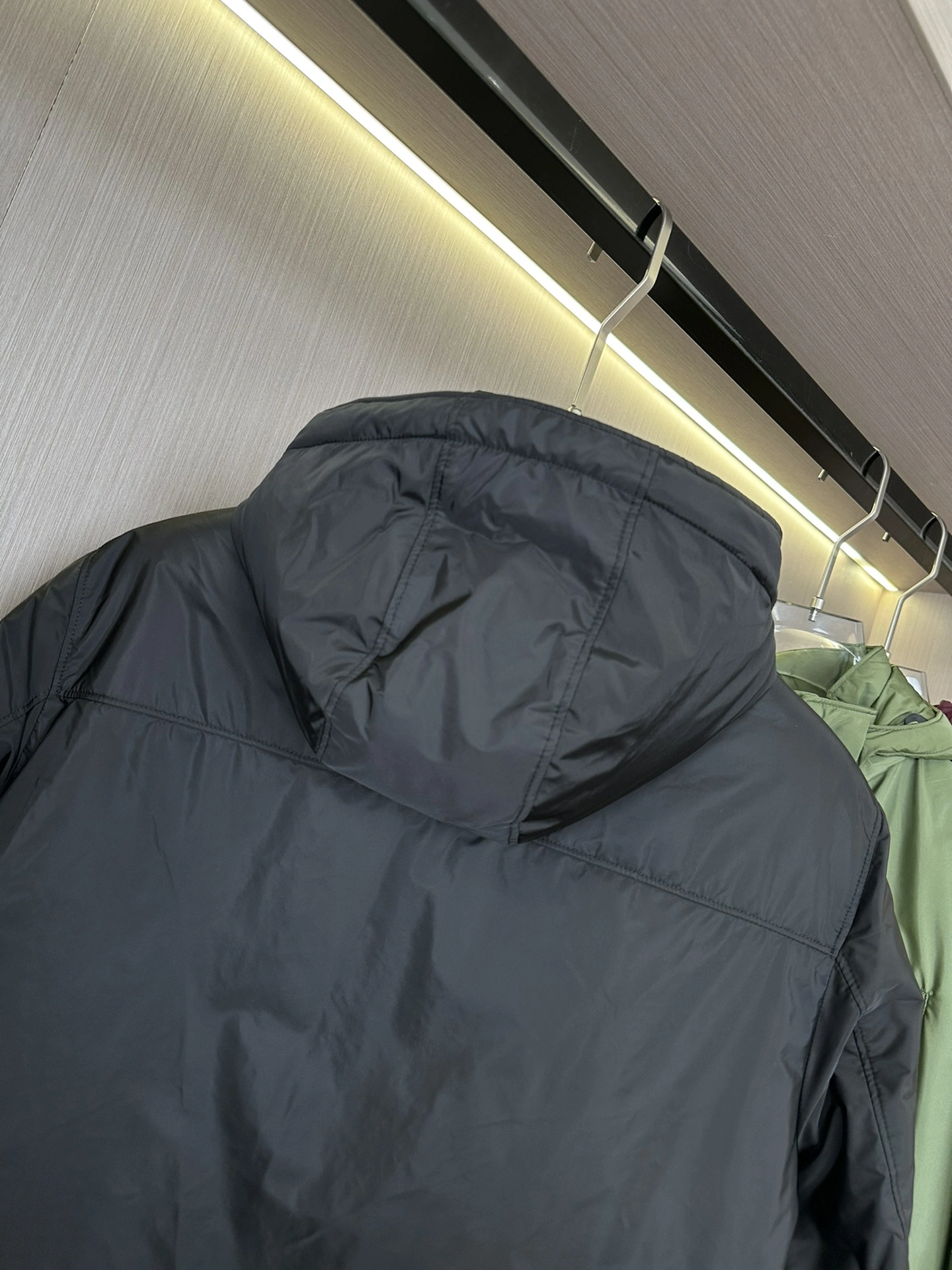 Prada Down Jackets Premium 172395