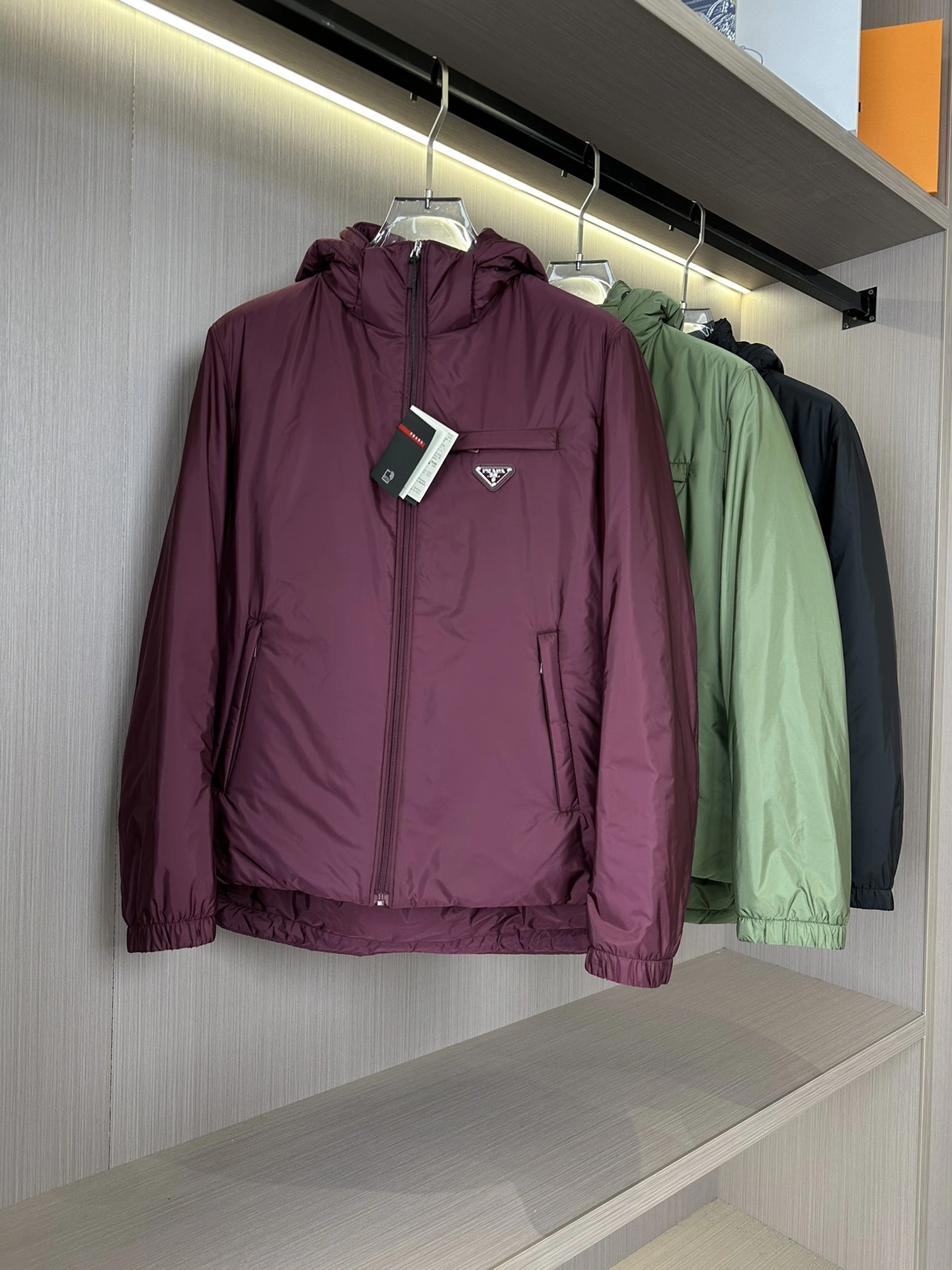 Prada Down Jackets Elegant 172397