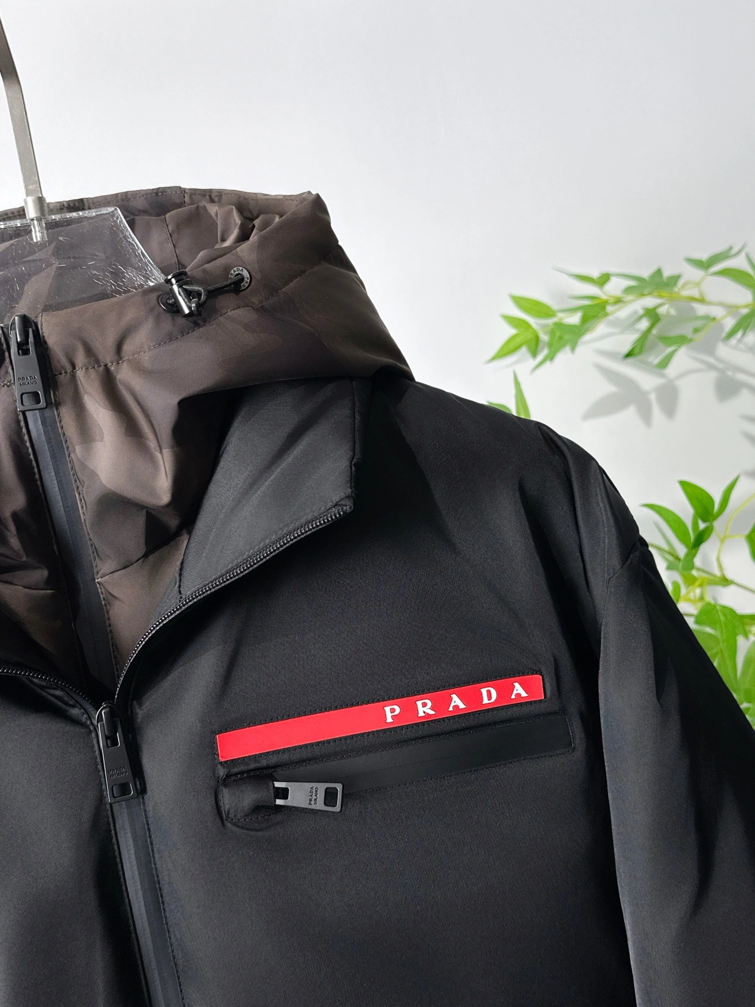 Prada Down Jackets Supportive 172407