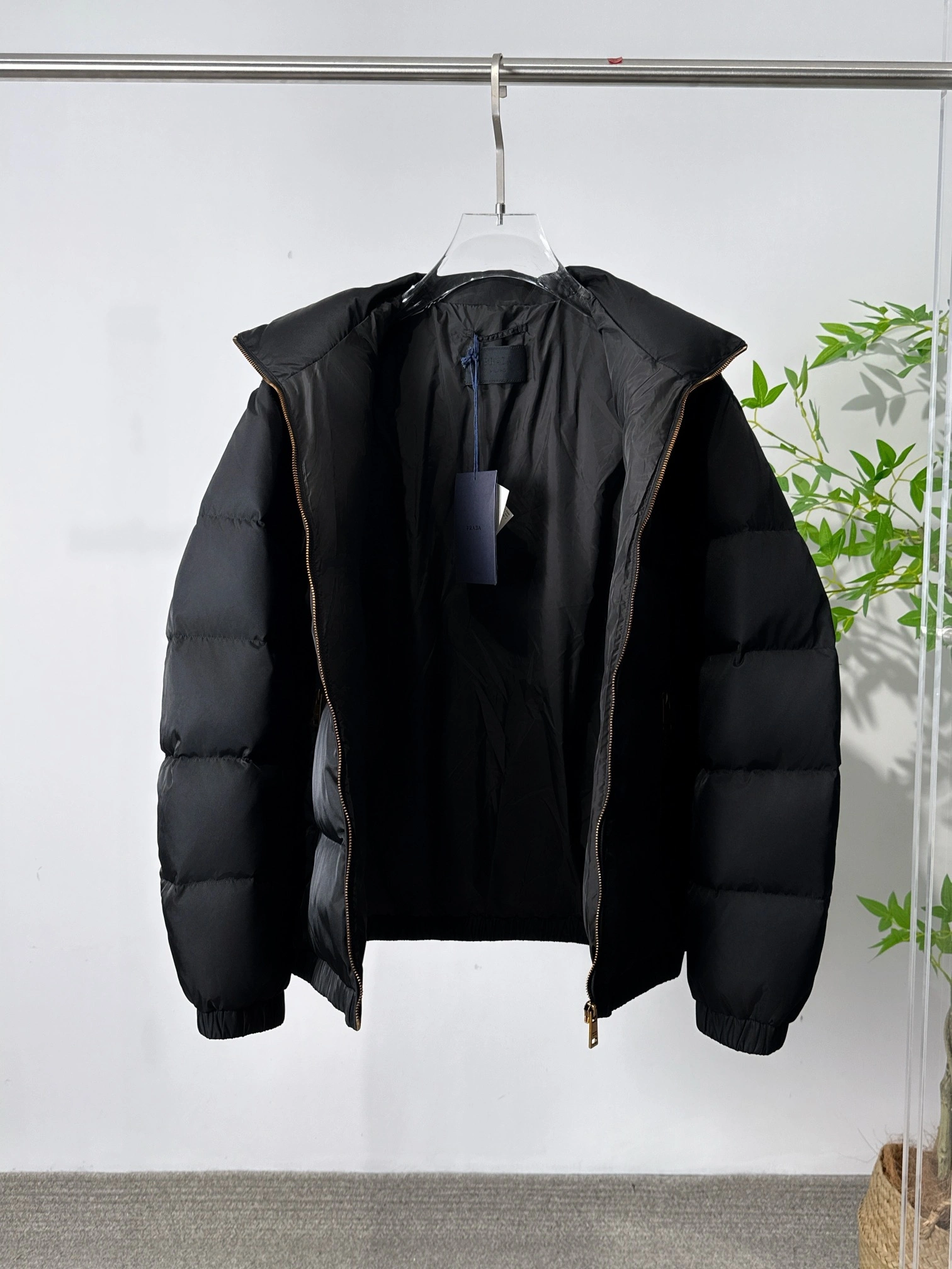 Prada Down Jackets MoistureWicking 172405