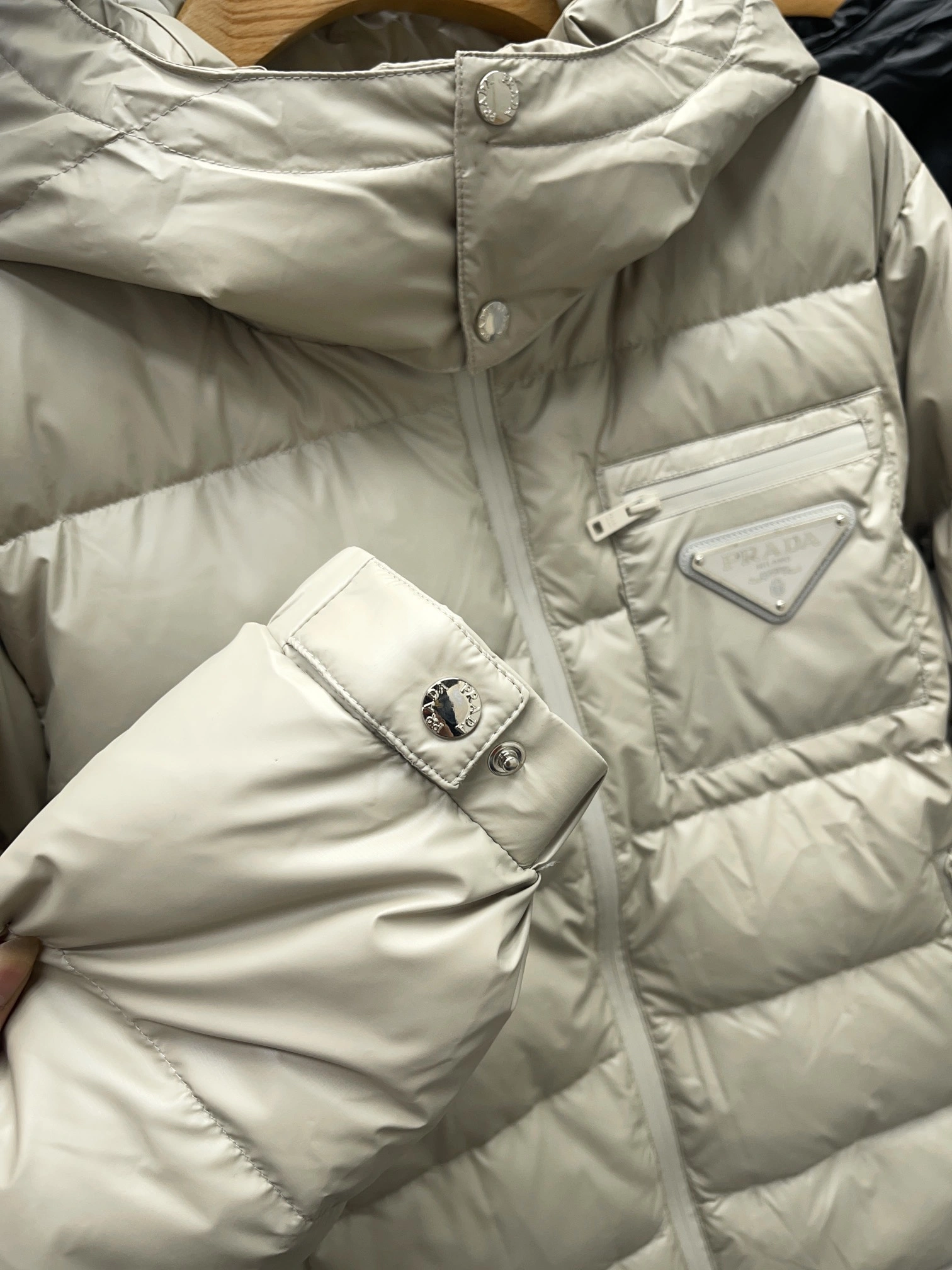 Modern Prada Down Jackets 172392