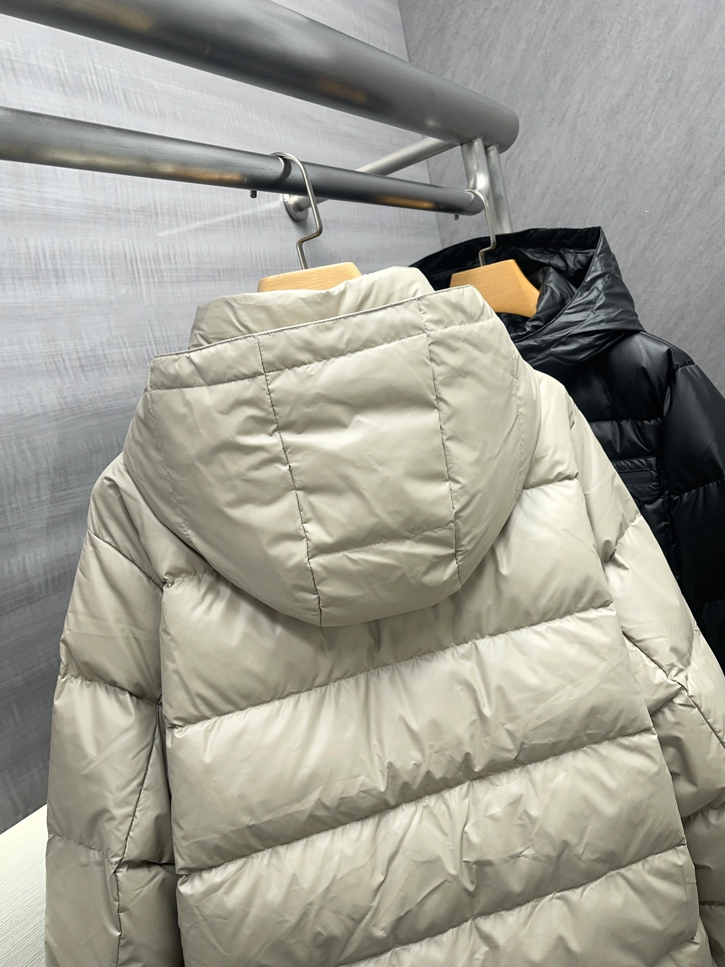 Modern Prada Down Jackets 172392