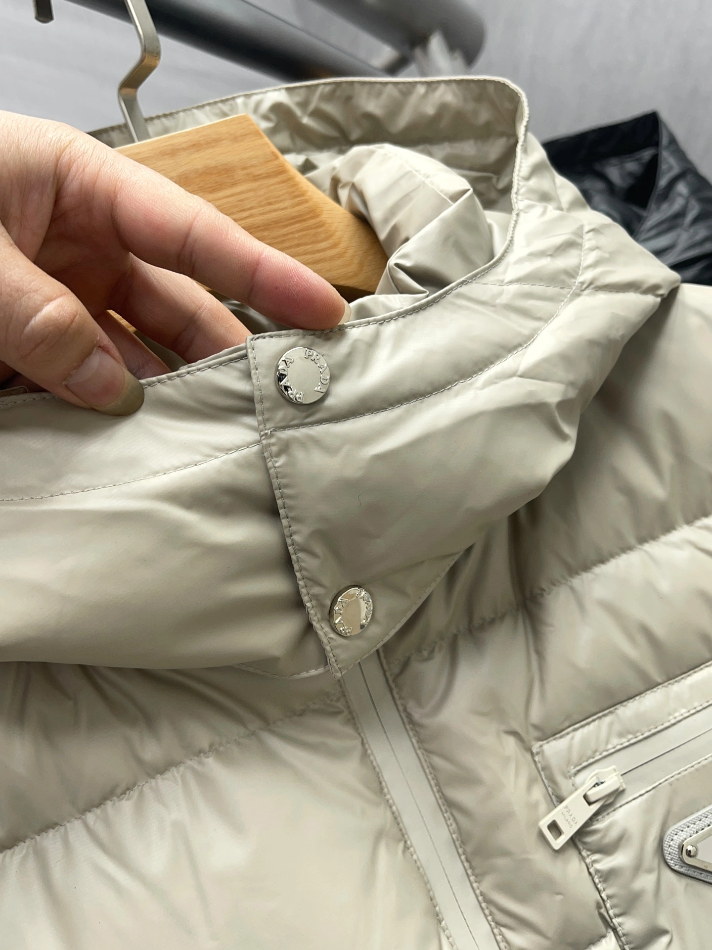 Modern Prada Down Jackets 172392