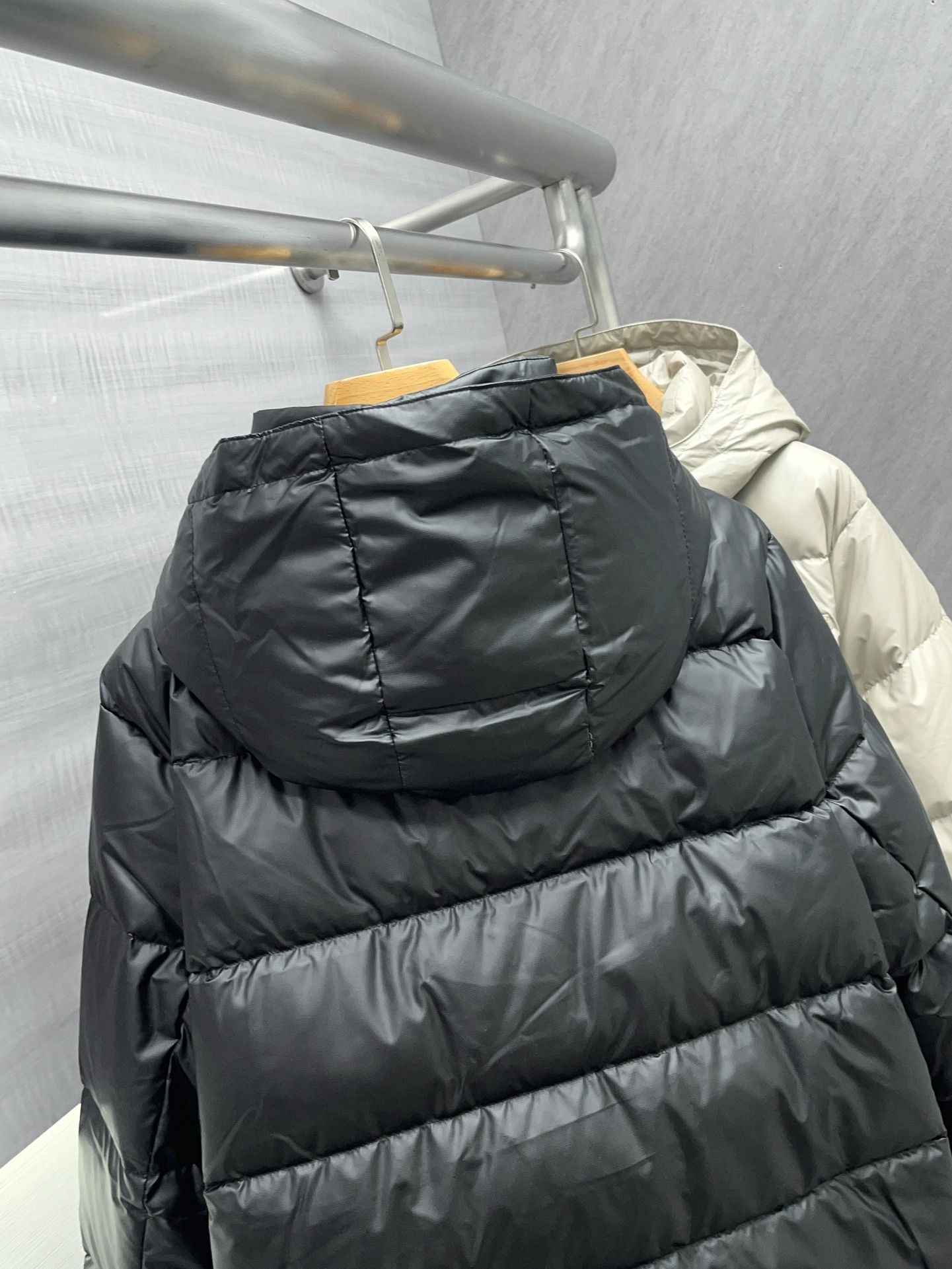 Prada Down Jackets Sporty 172424