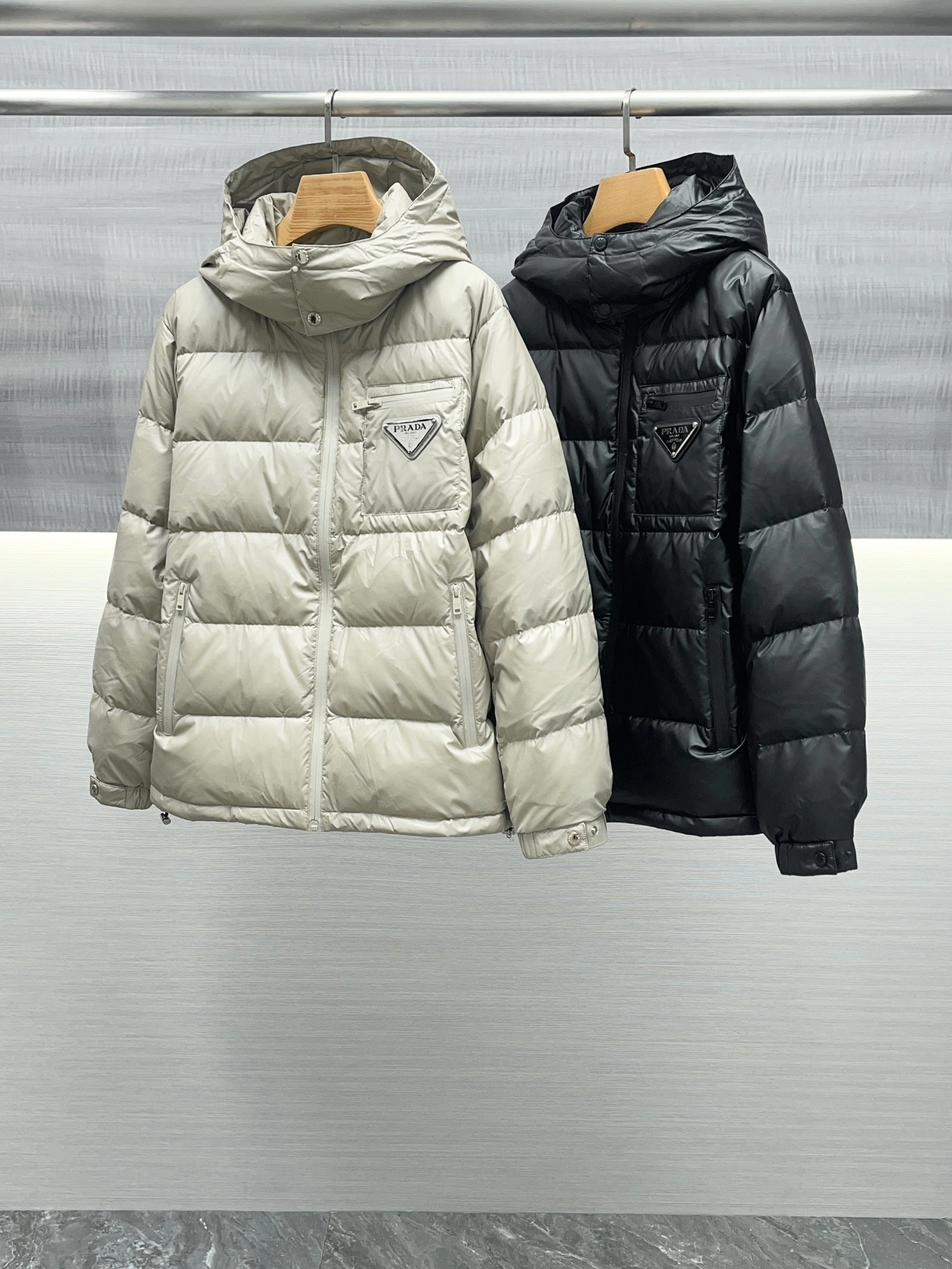 Prada Down Jackets Sporty 172424