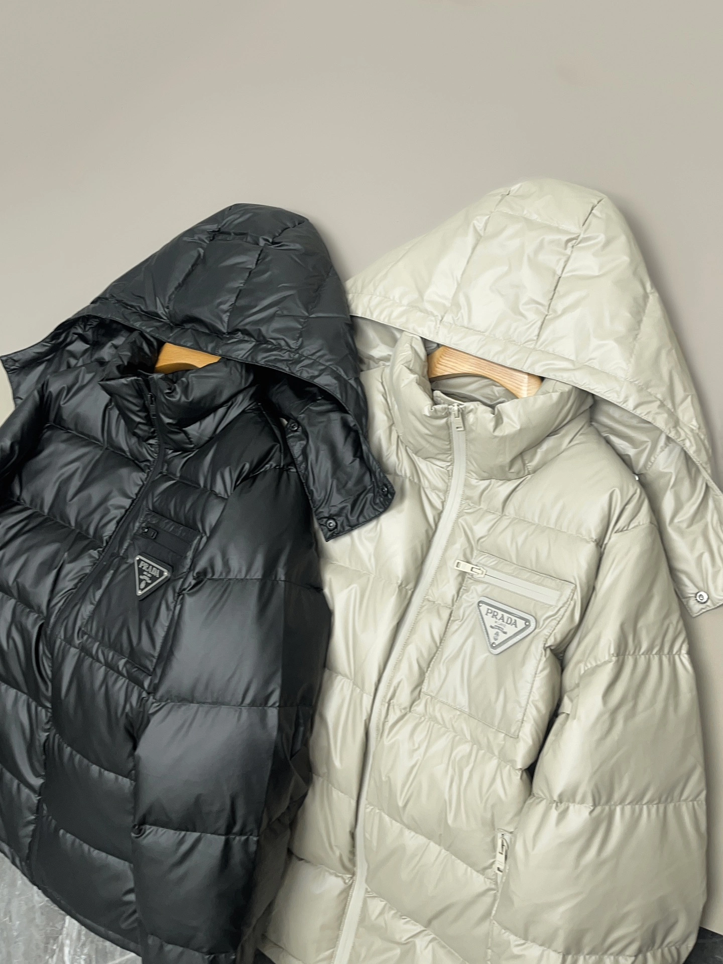 Prada Down Jackets Sporty 172424