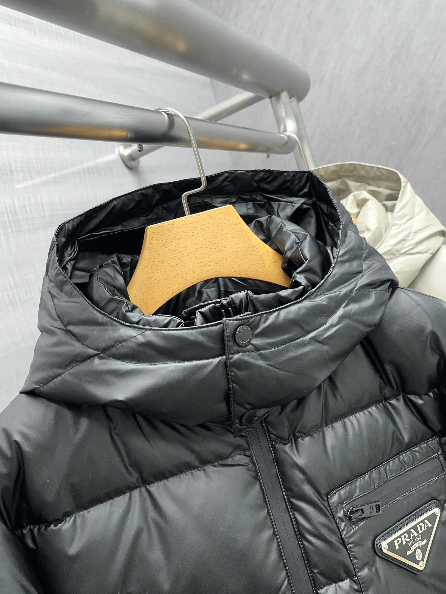 Prada Down Jackets Sporty 172424