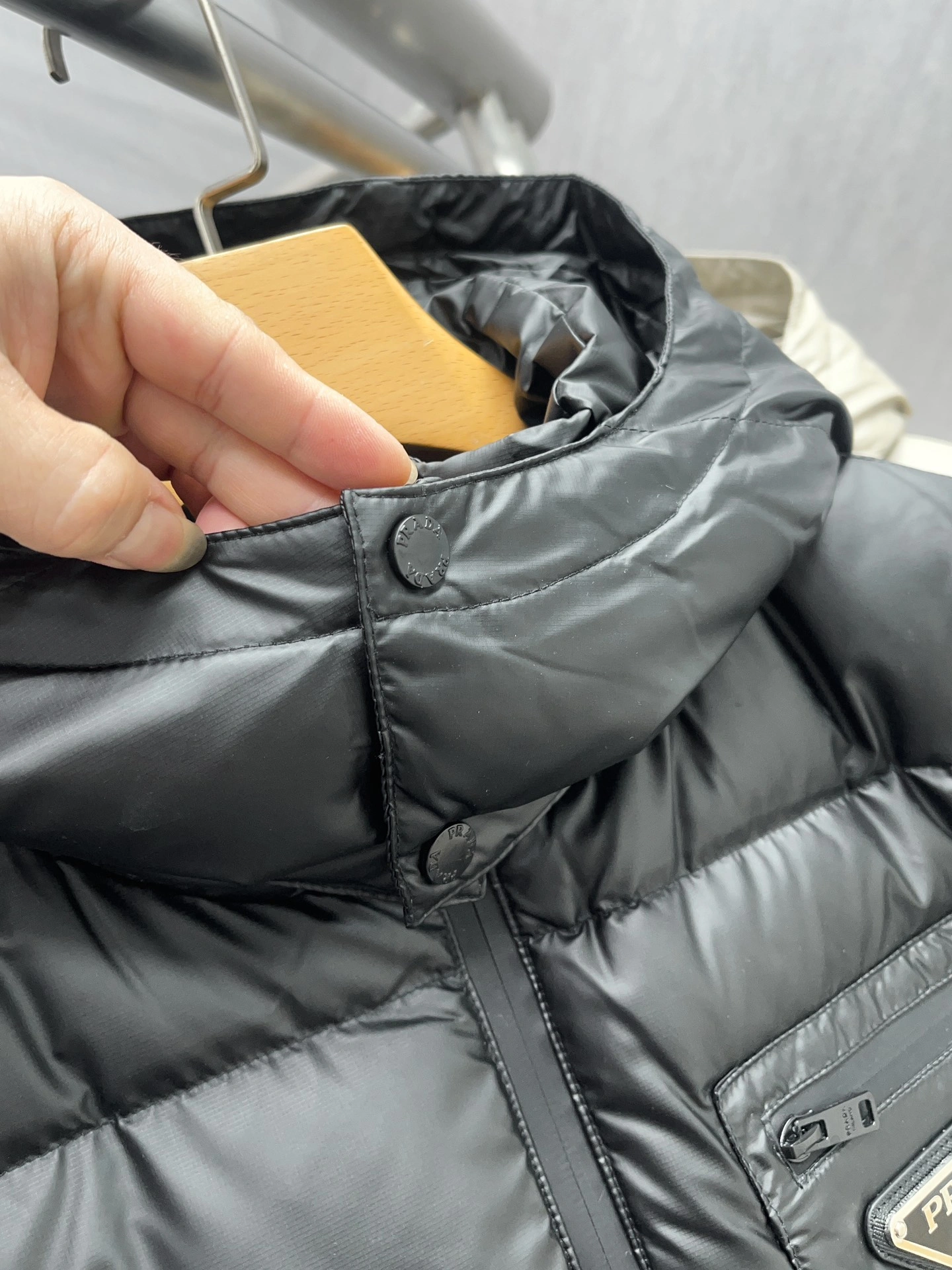 Prada Down Jackets Sporty 172424