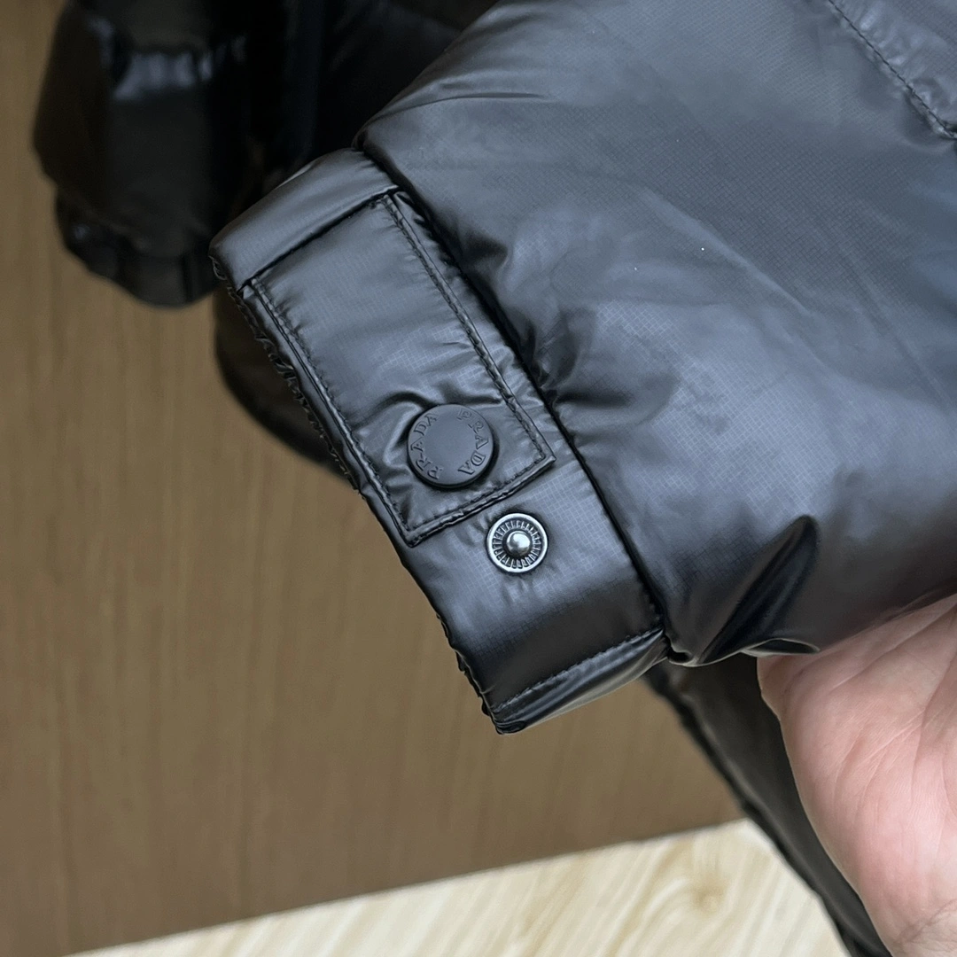 Prada Down Jackets UrbanChic 172370