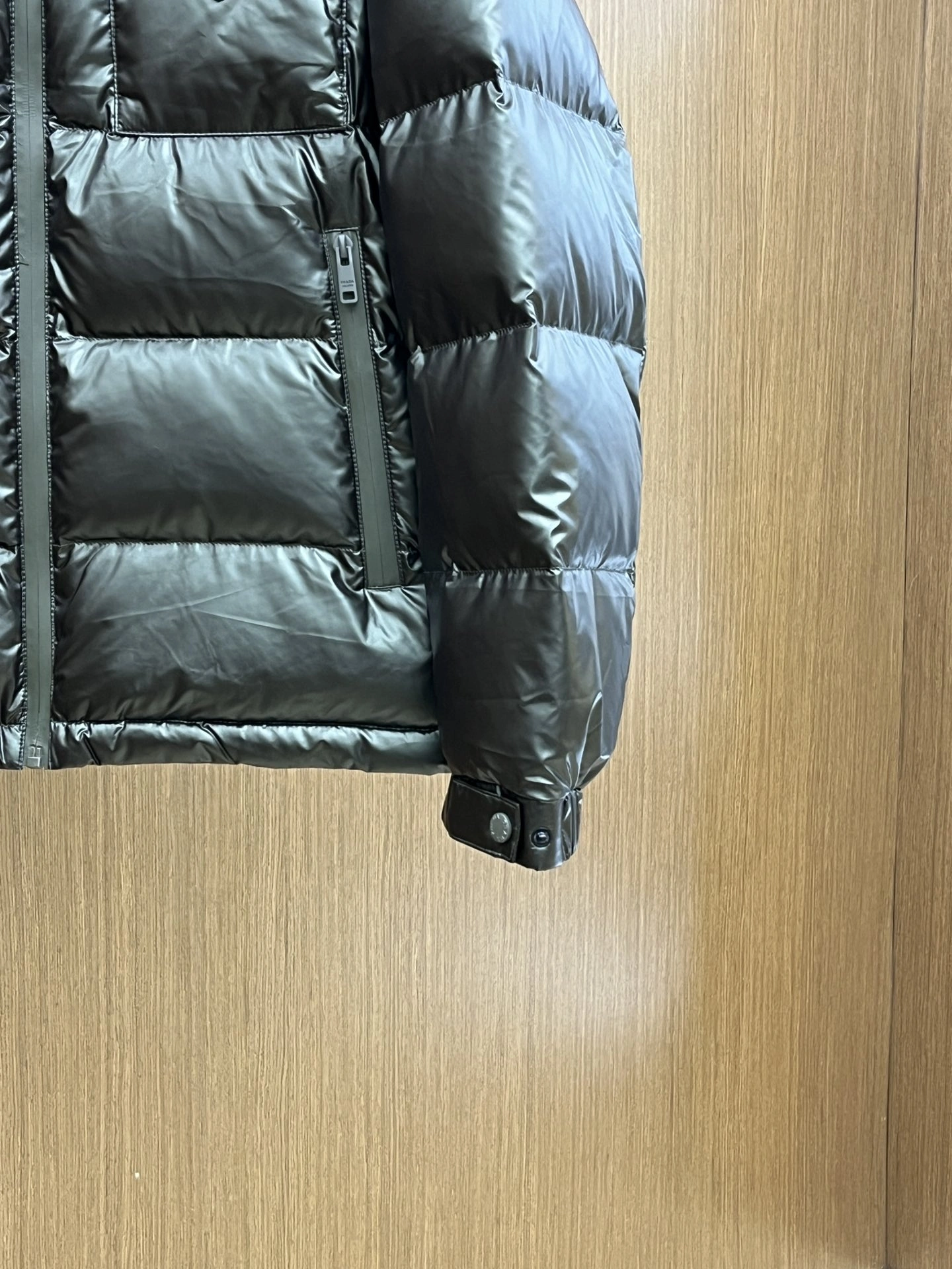 Prada Down Jackets OnTrend 172373
