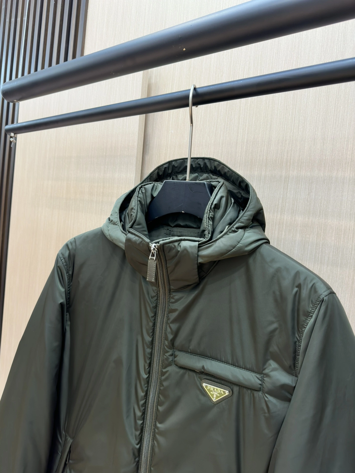 Prada Down Jackets Durable 172355