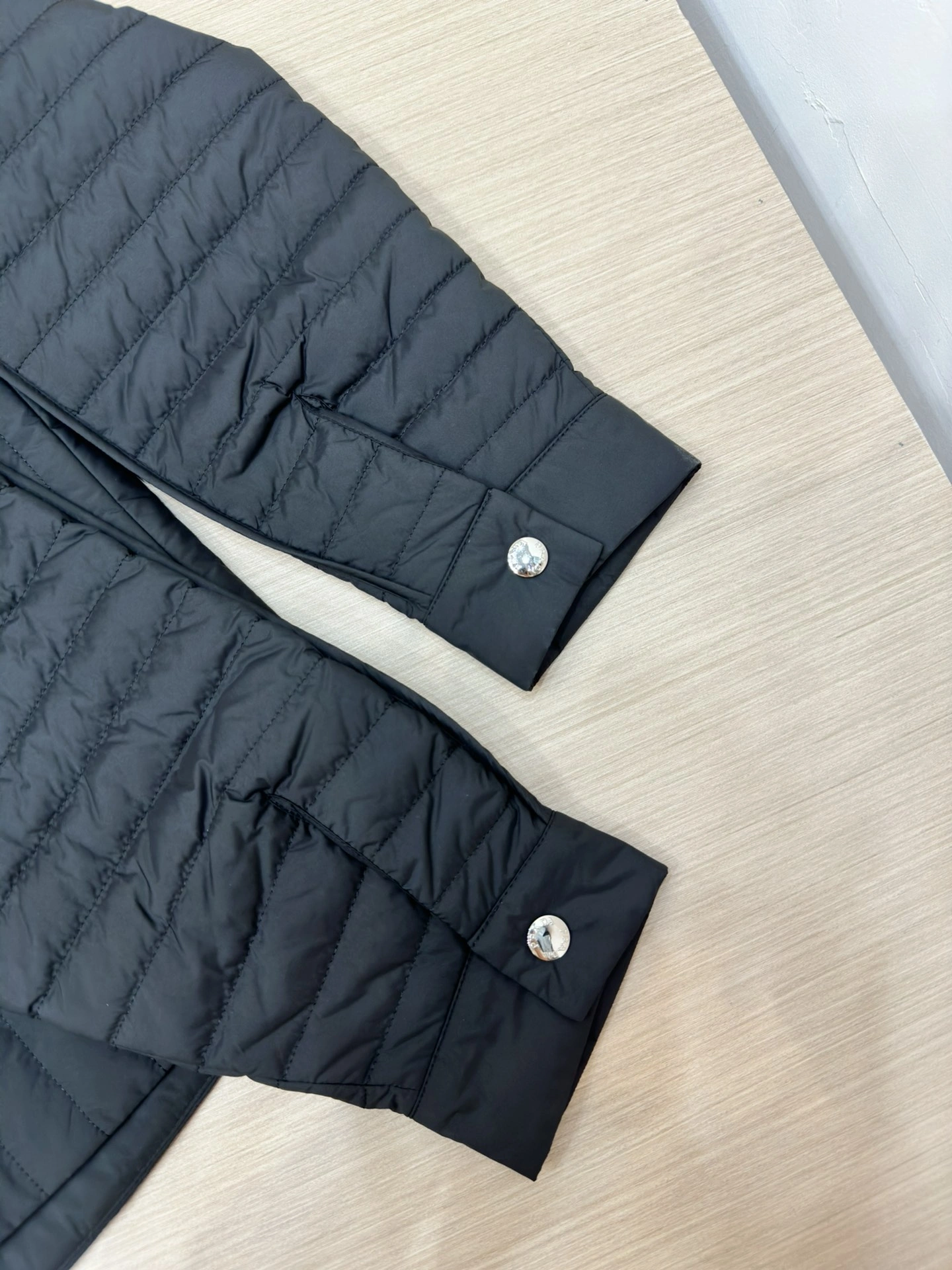 Versatile Prada Down Jackets 172358