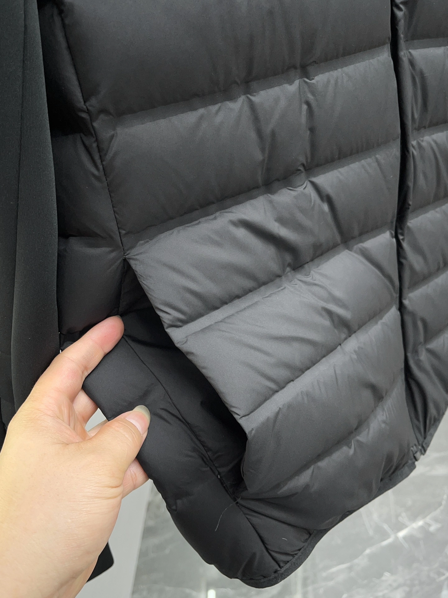 Functional Prada Down Jackets 172376
