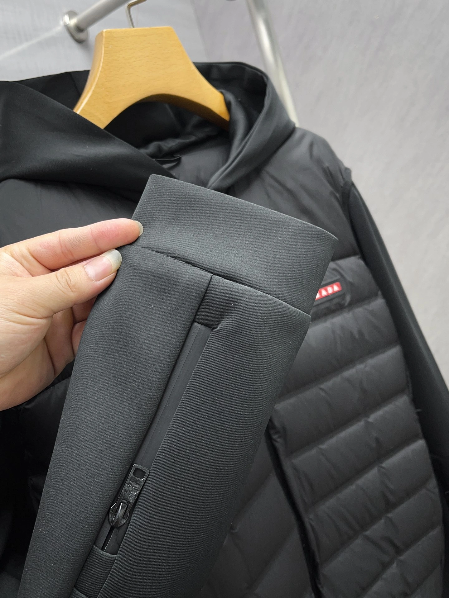 Functional Prada Down Jackets 172376