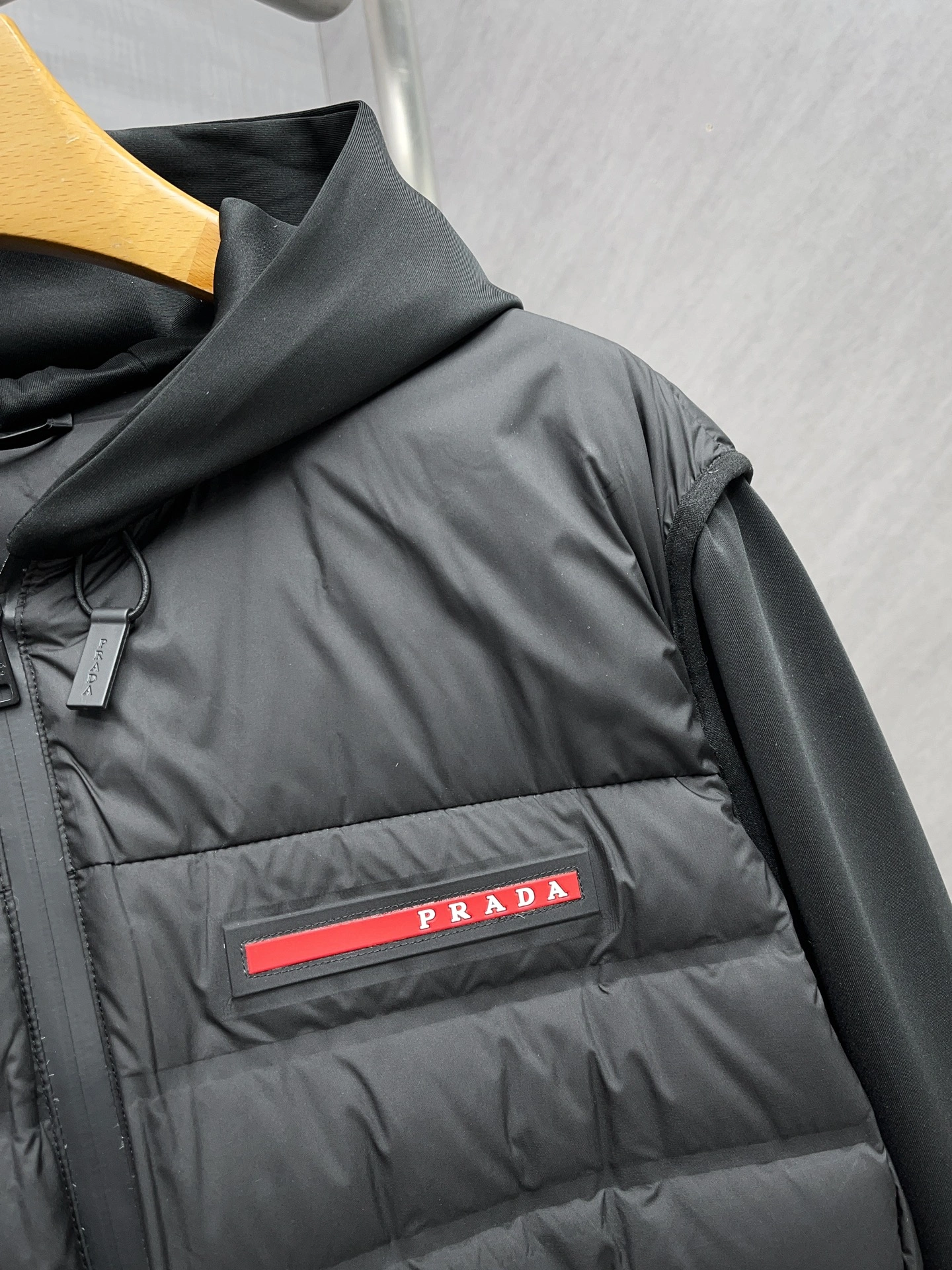 Functional Prada Down Jackets 172376