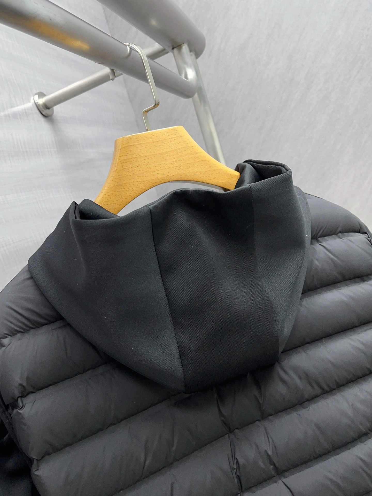 Functional Prada Down Jackets 172376