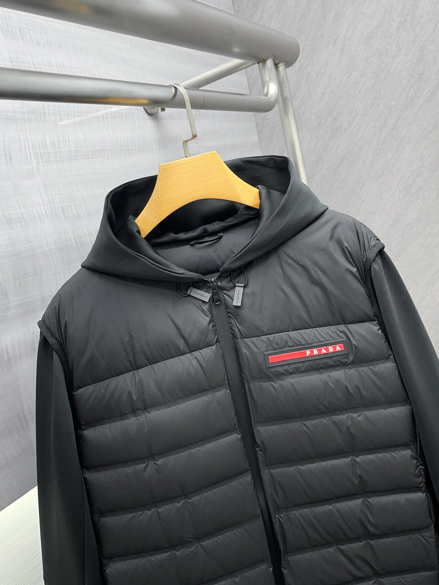 Functional Prada Down Jackets 172376