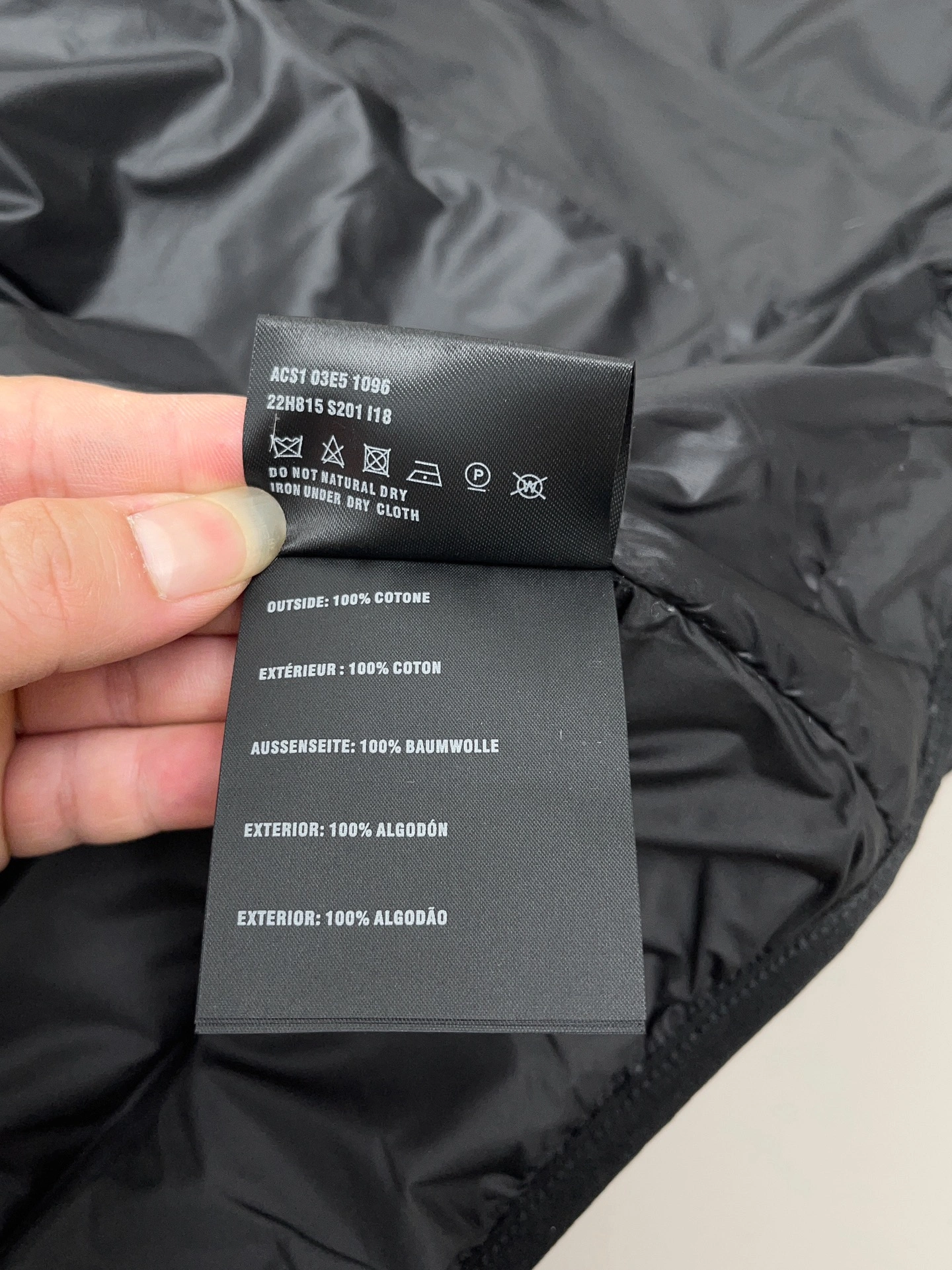 Functional Prada Down Jackets 172376