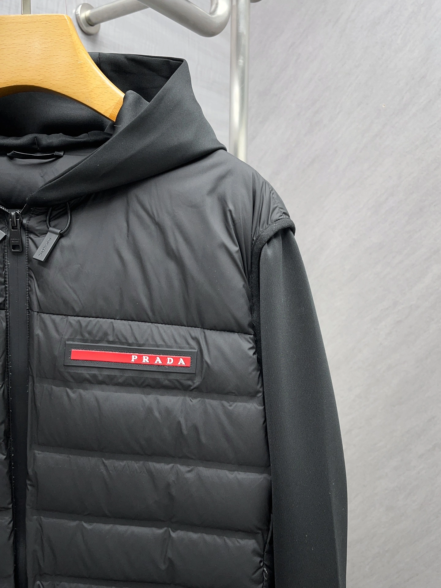 Functional Prada Down Jackets 172376