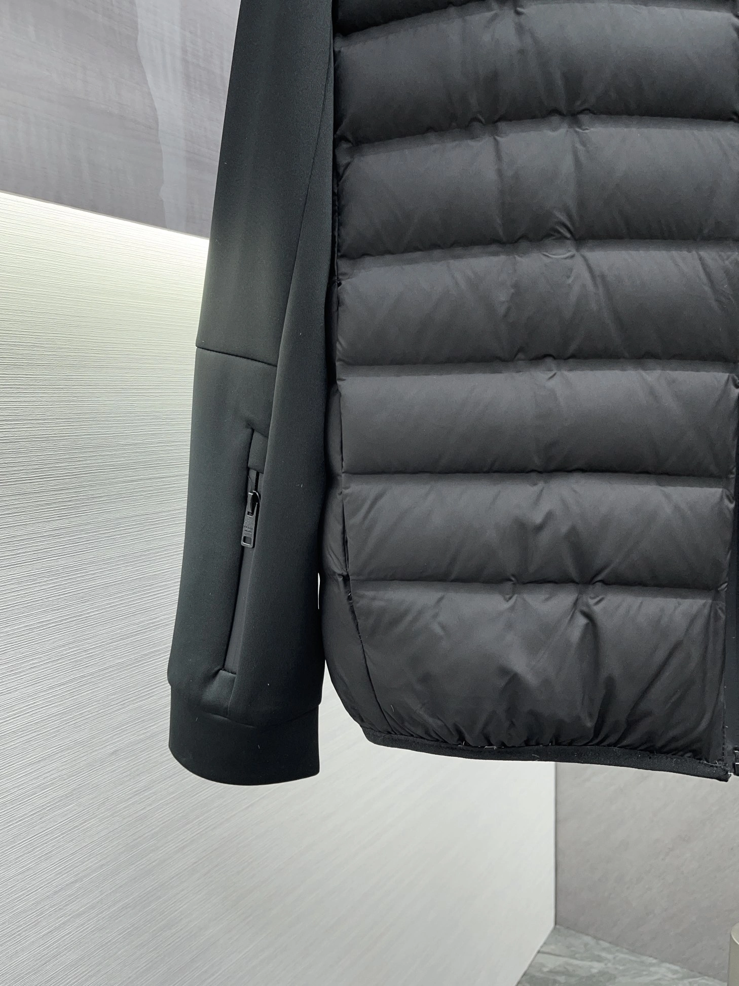 Functional Prada Down Jackets 172376