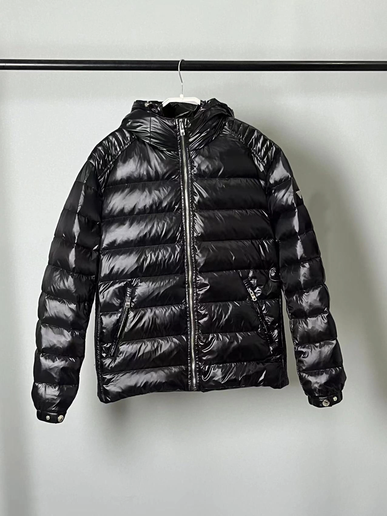 WellDesigned Prada Down Jackets 172364