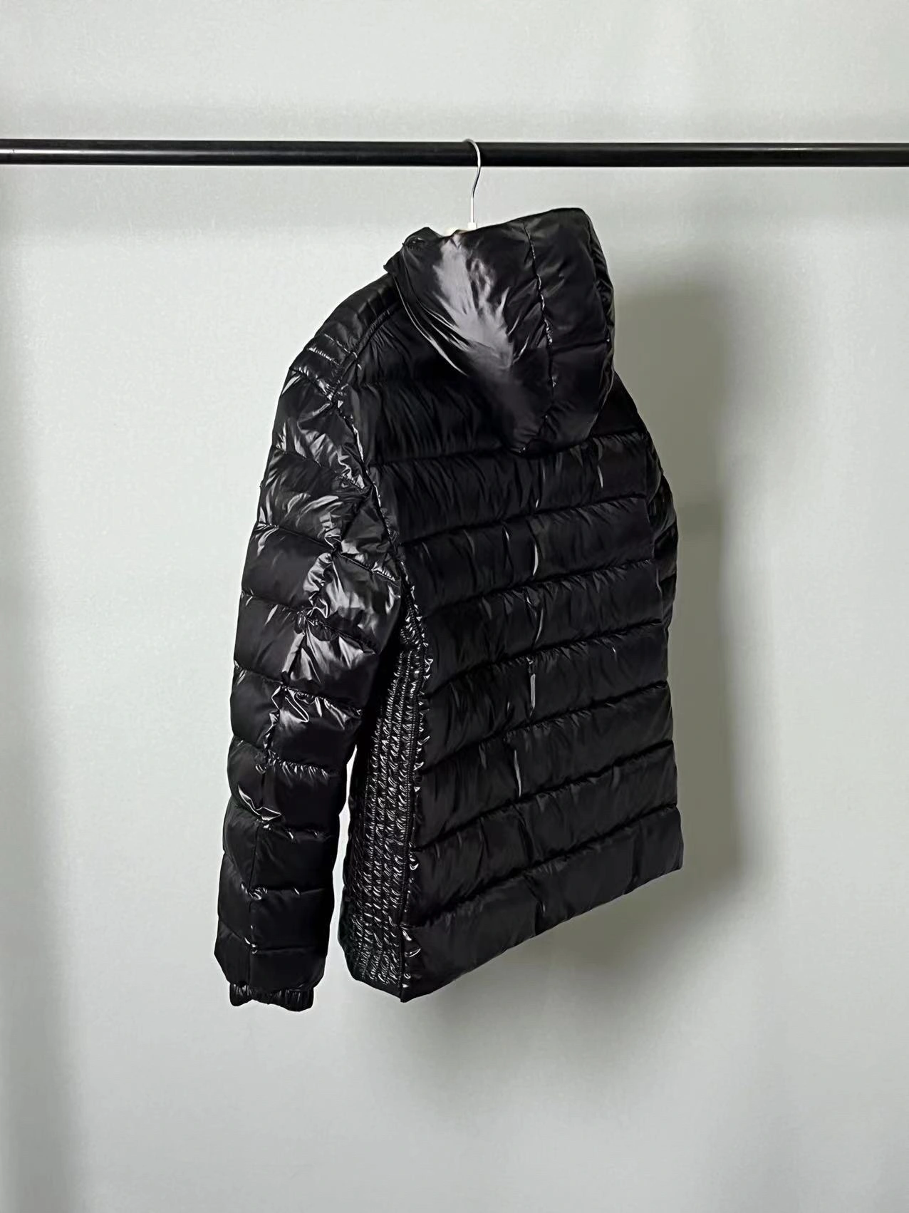 WellDesigned Prada Down Jackets 172364