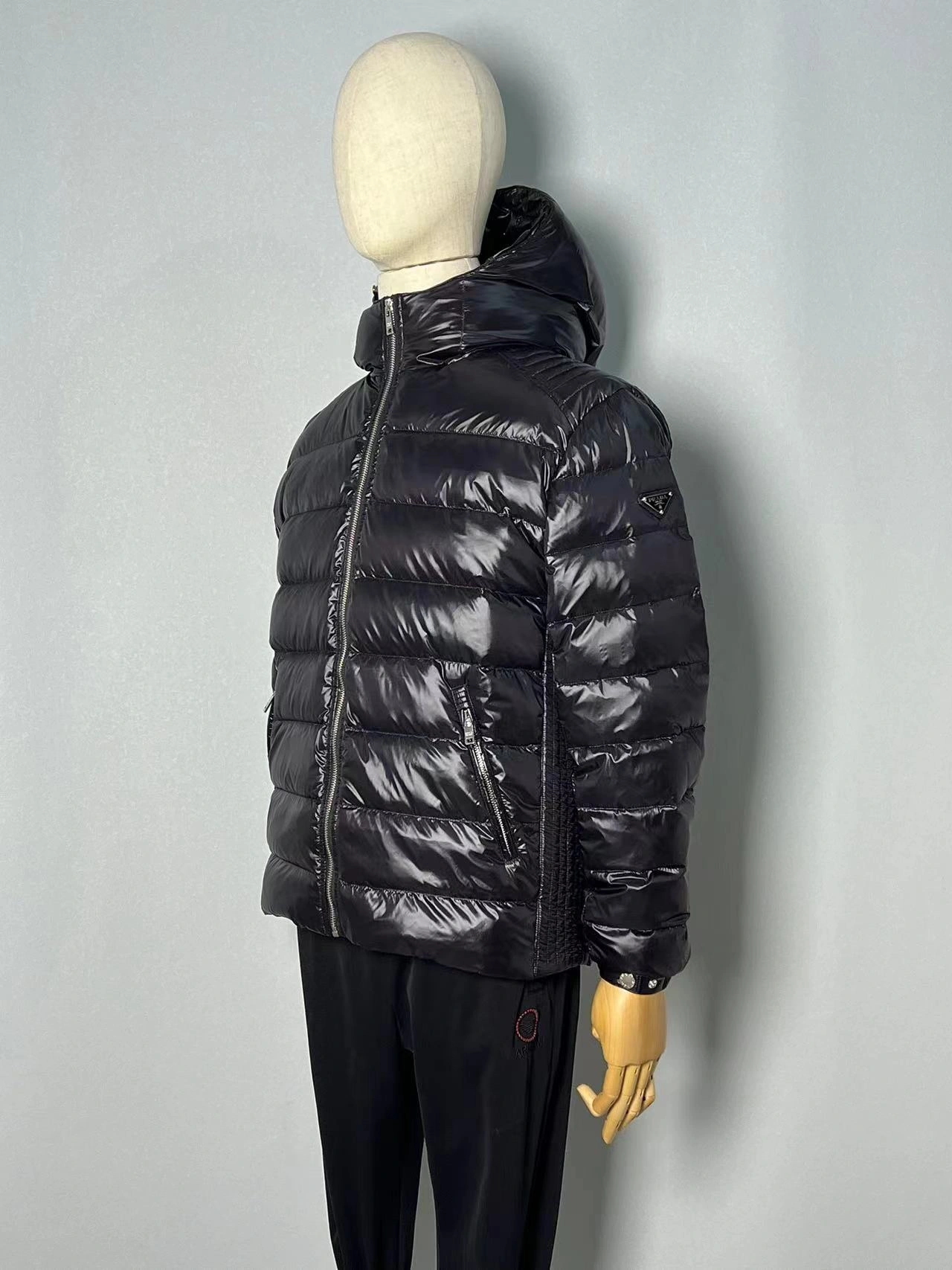 WellDesigned Prada Down Jackets 172364