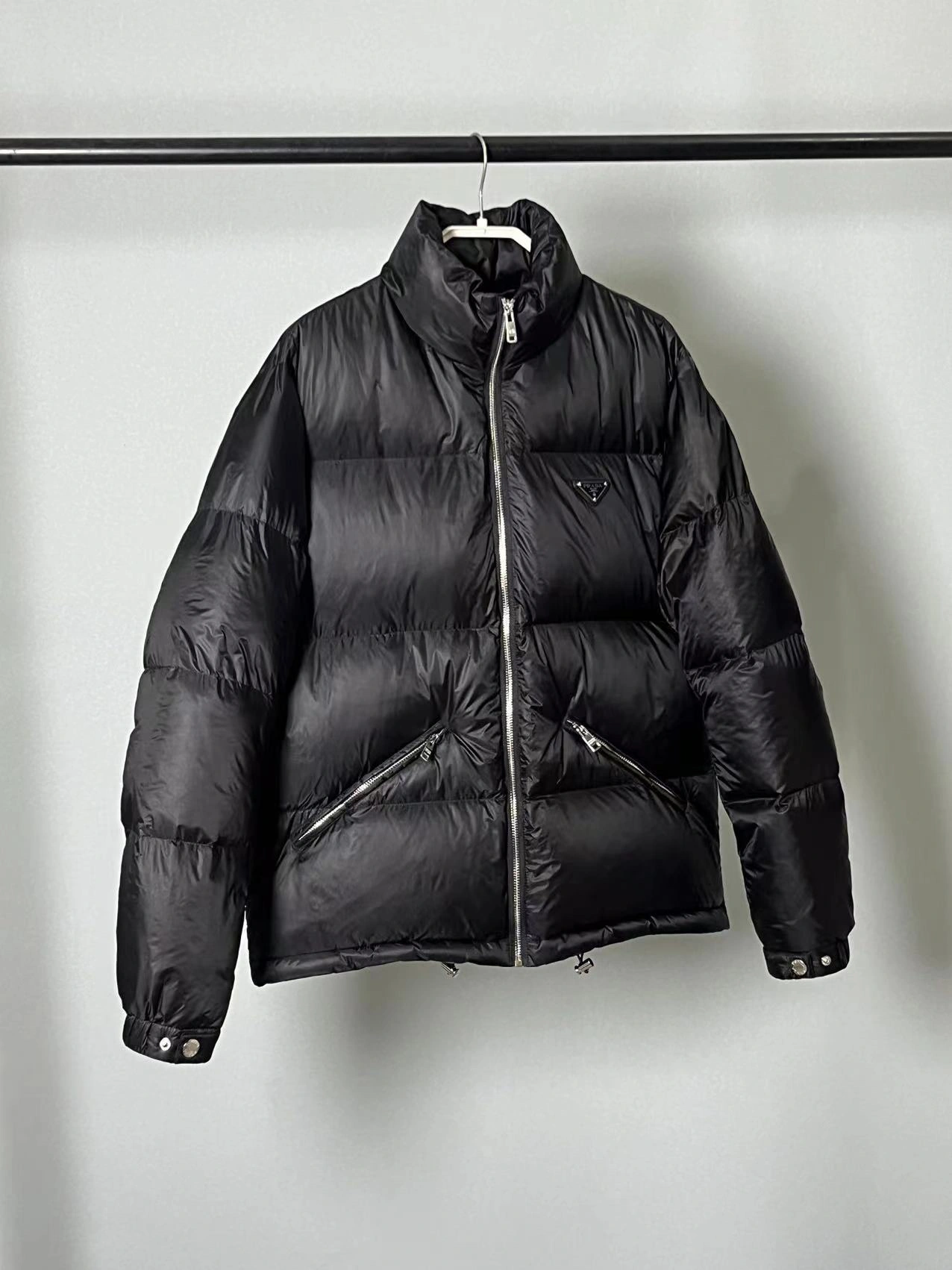 TimelessDesign Prada Down Jackets 172367