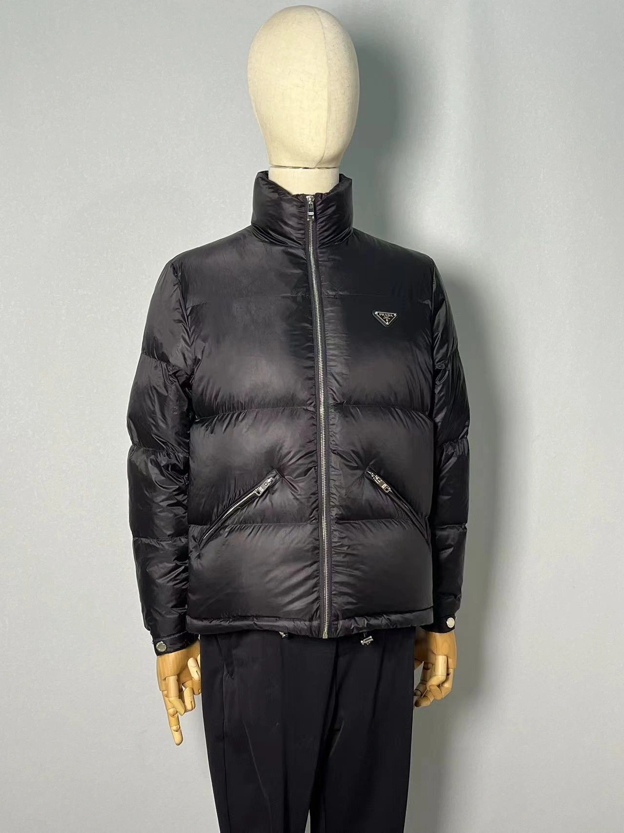 TimelessDesign Prada Down Jackets 172367