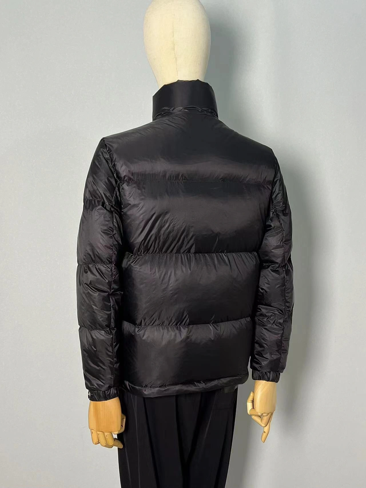 TimelessDesign Prada Down Jackets 172367