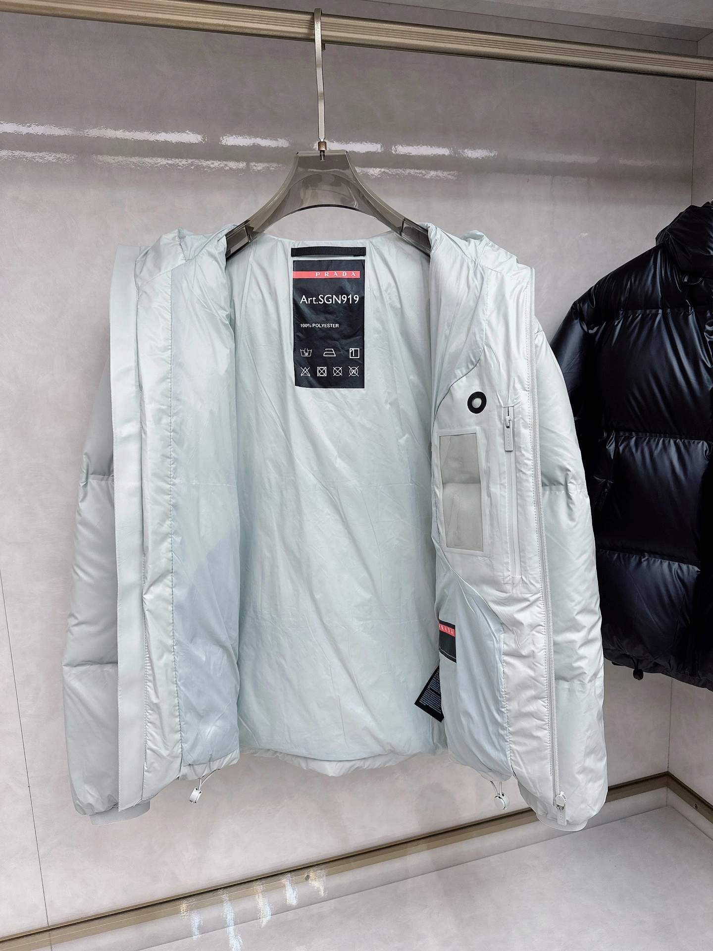 Prada Down Jackets Durable 172382