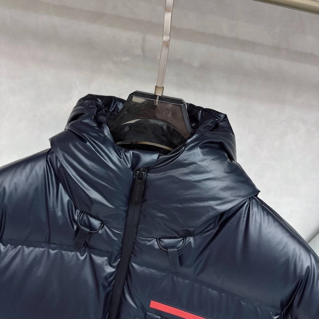 ZipUp Prada Down Jackets 172347